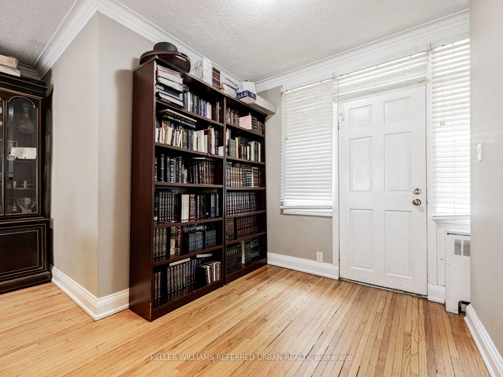 38 Viewmount Avenue