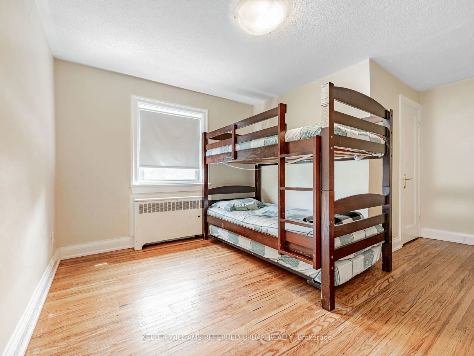 38 Viewmount Avenue
