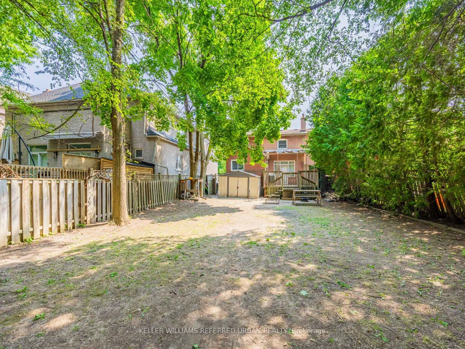 38 Viewmount Avenue