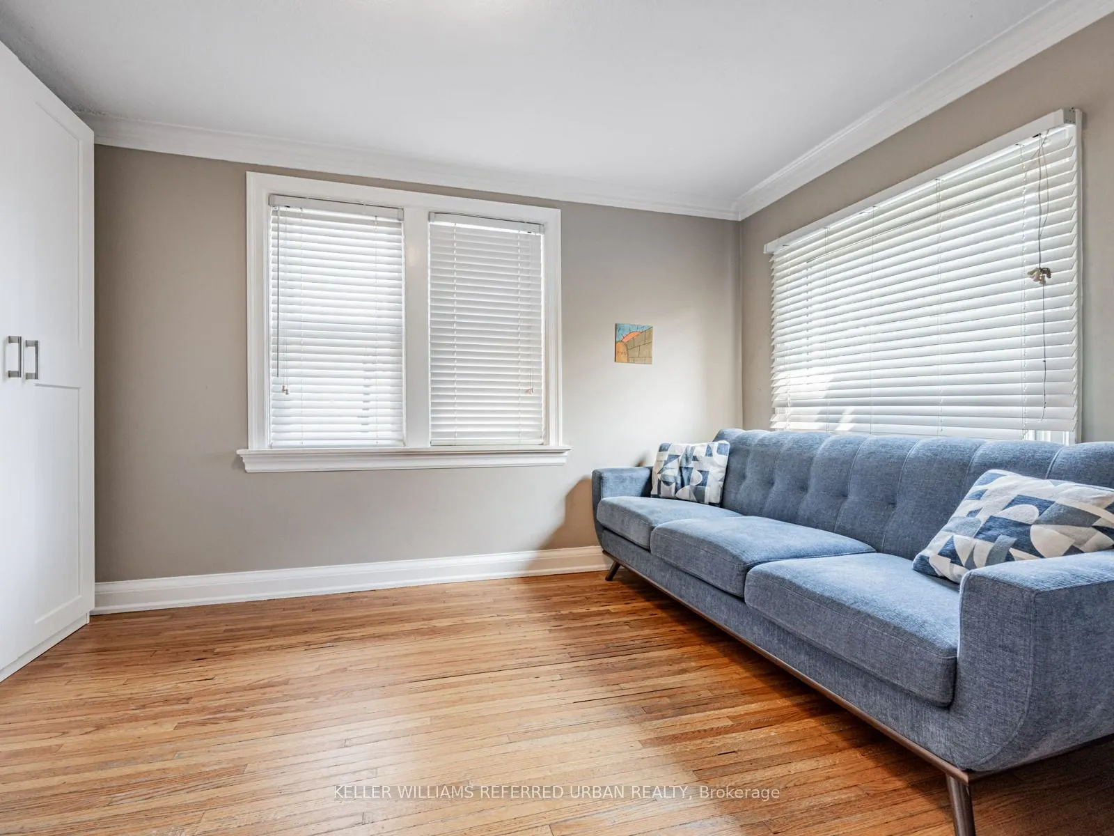 38 Viewmount Avenue