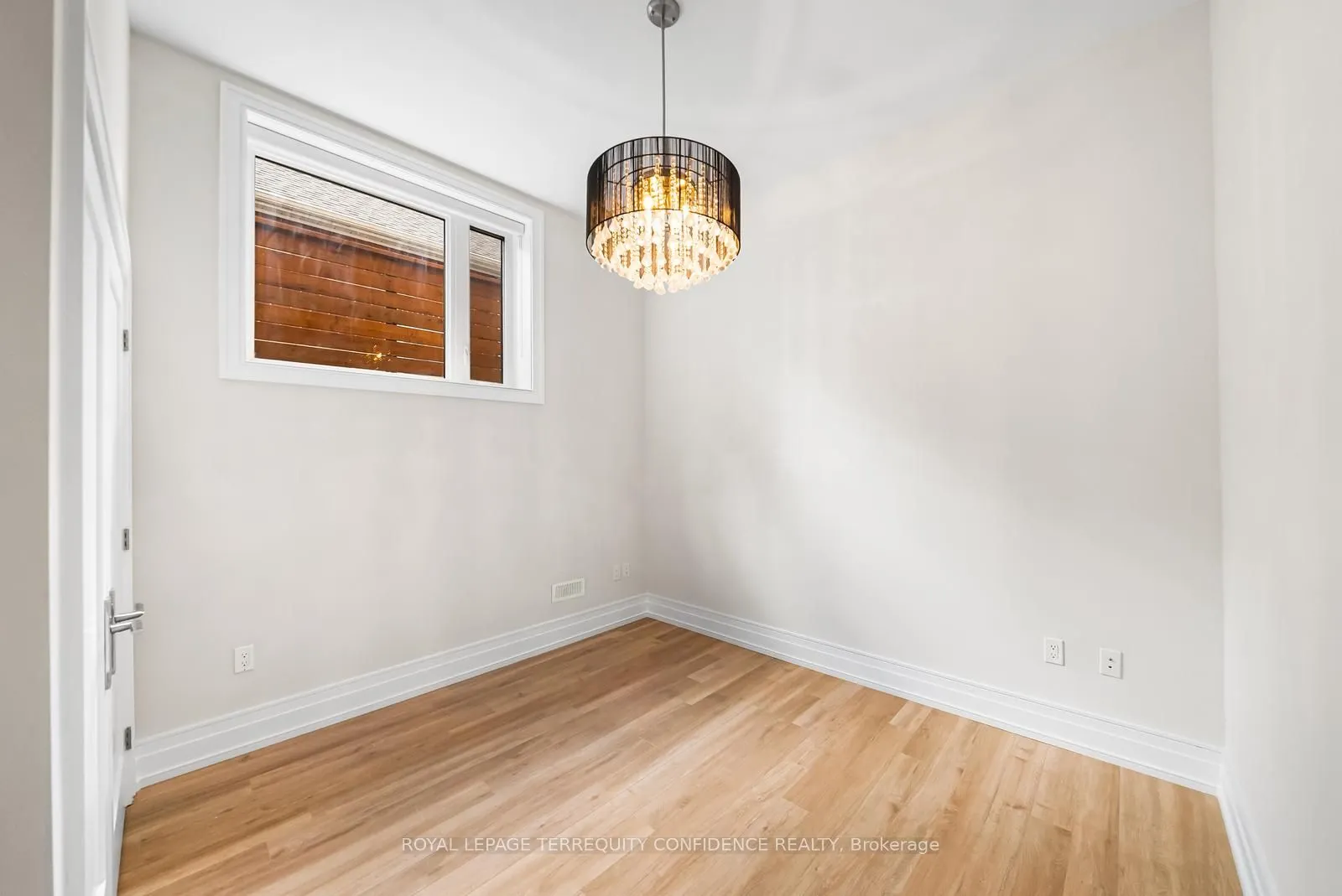 57B Horsham Avenue