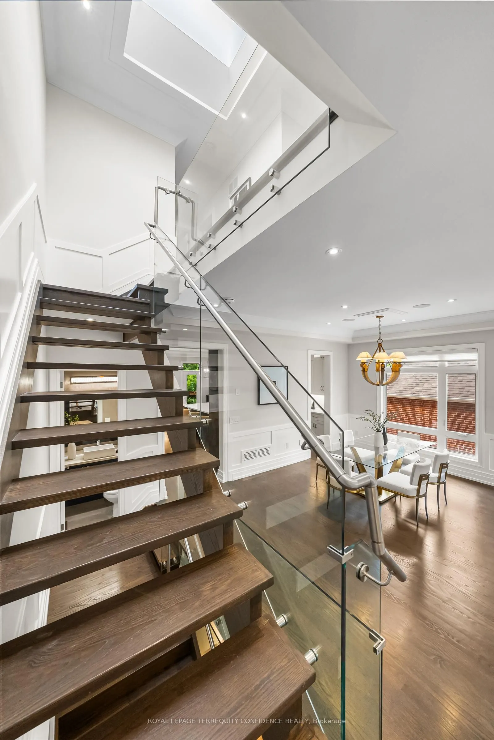 57B Horsham Avenue