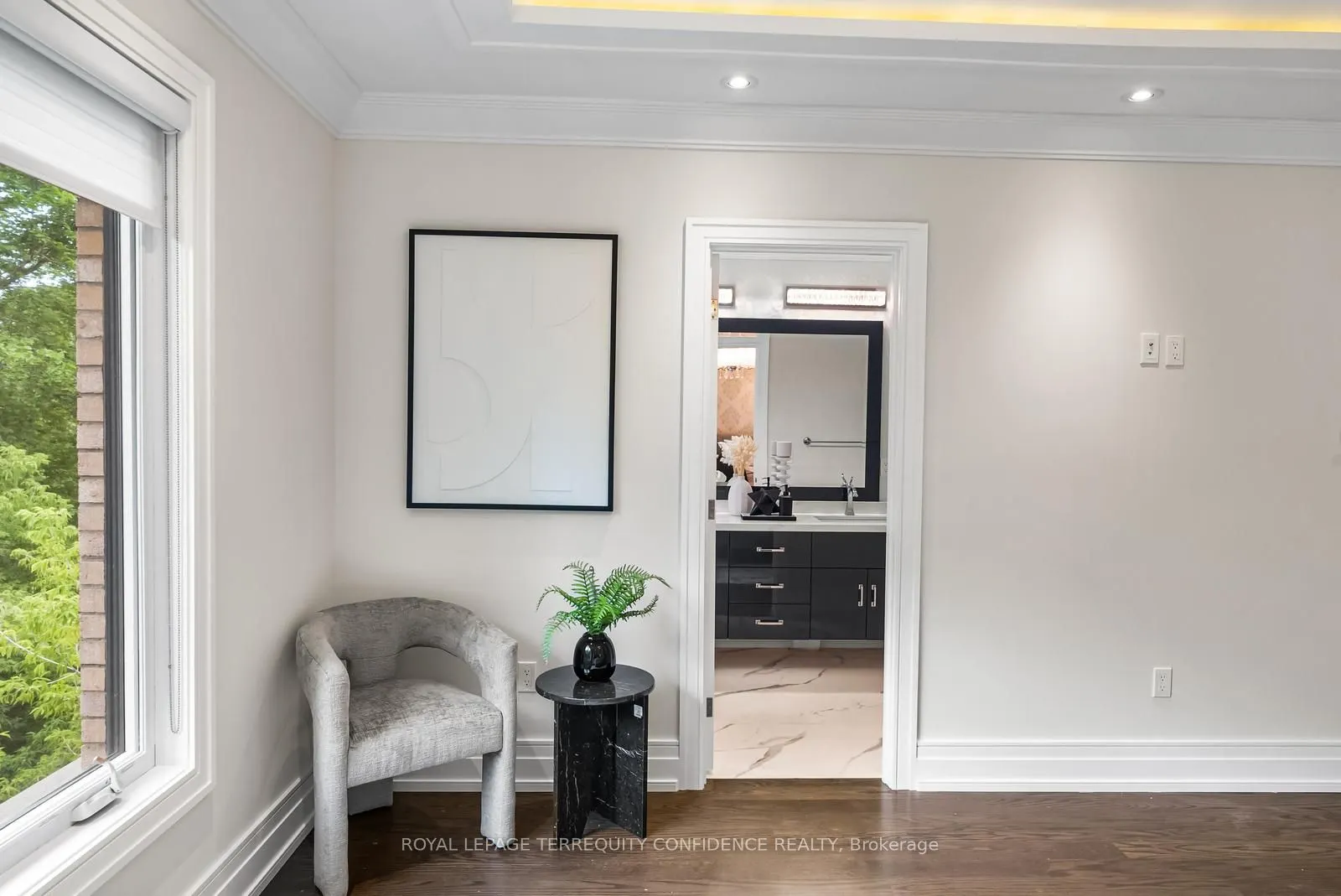 57B Horsham Avenue