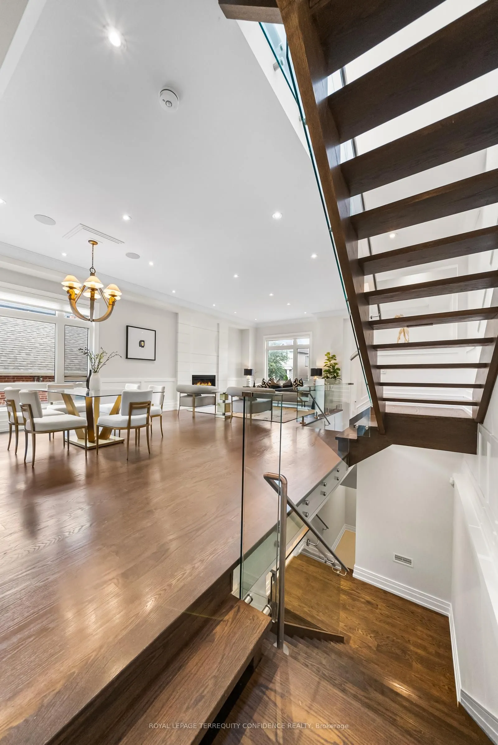 57B Horsham Avenue