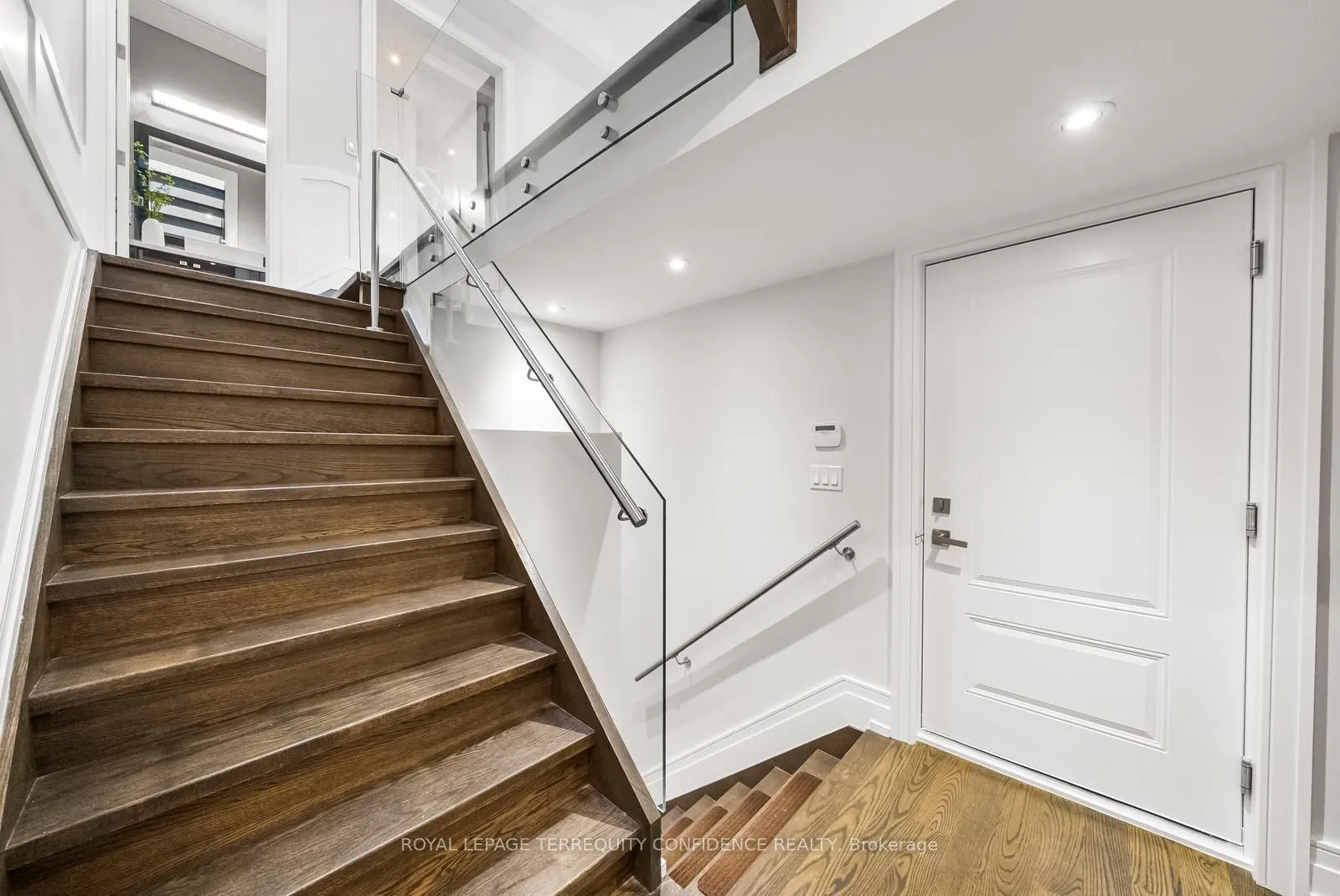 57B Horsham Avenue
