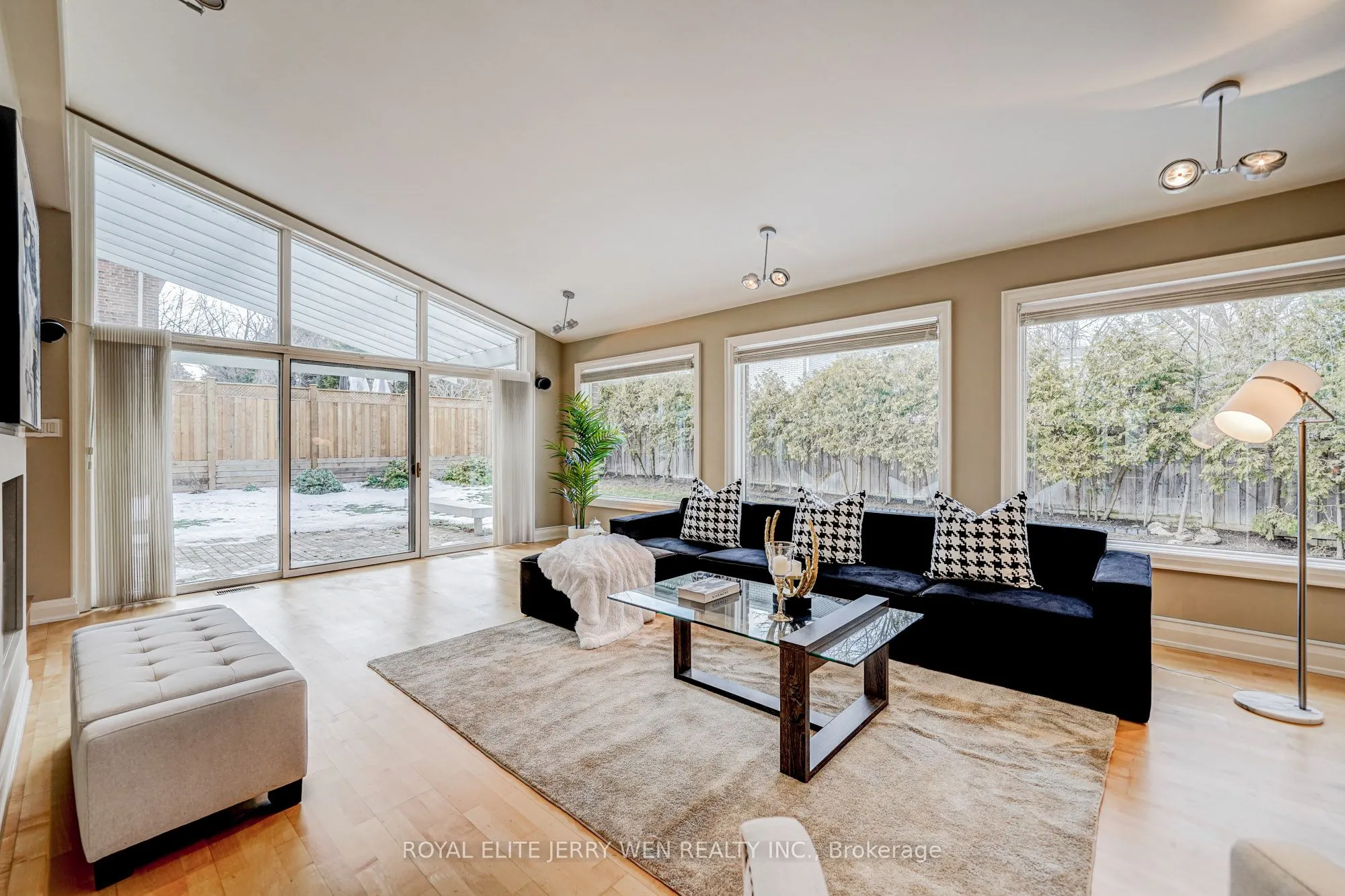 36 Cheval Drive