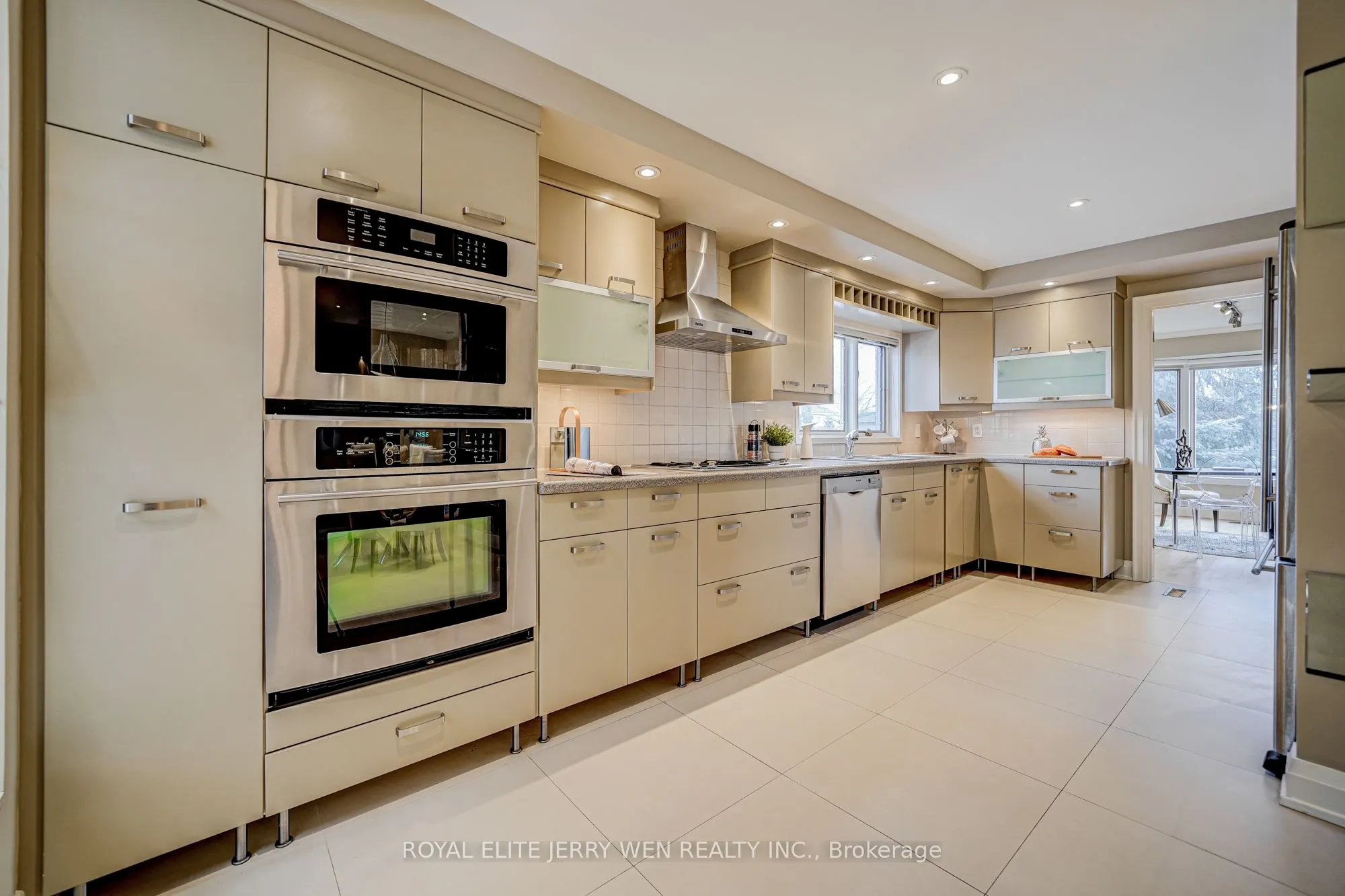 36 Cheval Drive