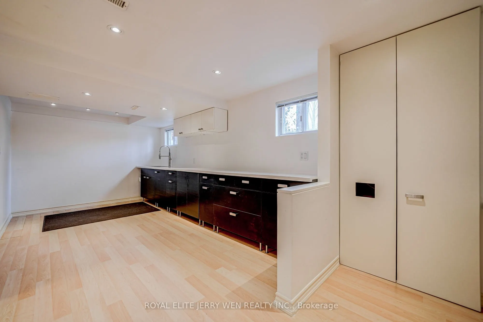 36 Cheval Drive