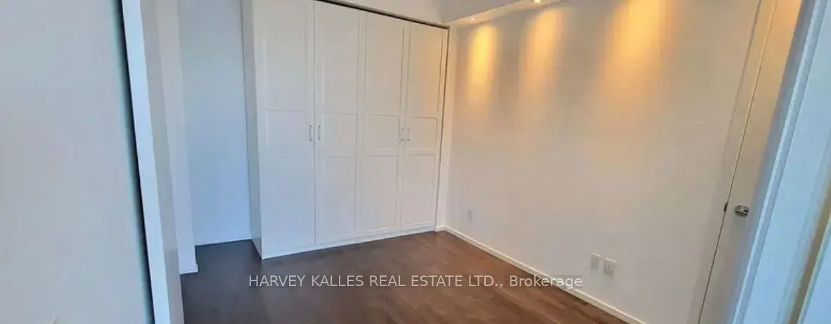 101 Charles Street E, #4505