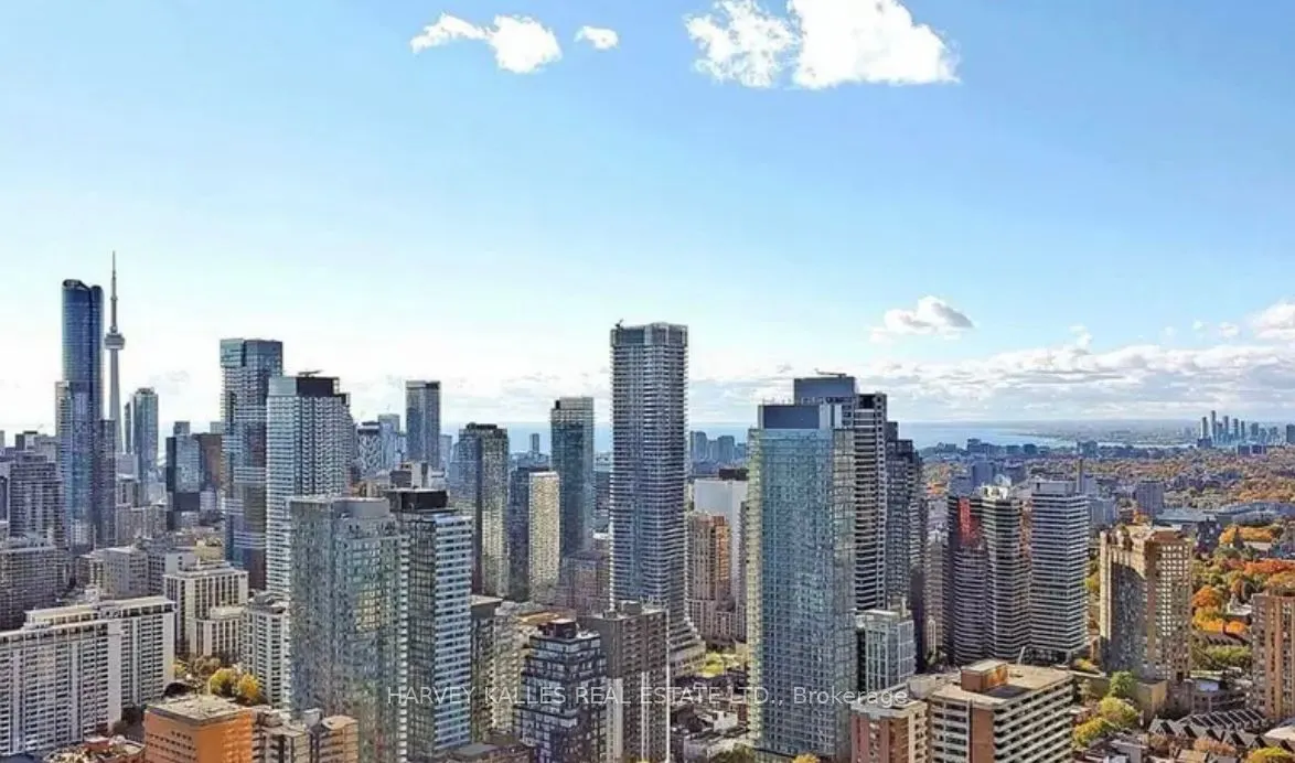 101 Charles Street E, #4505