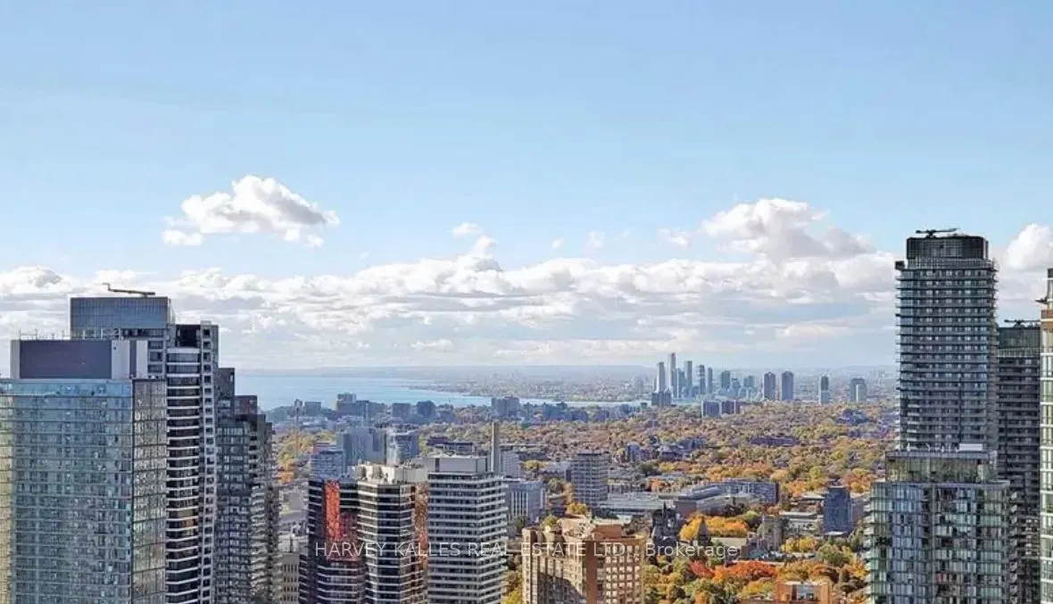 101 Charles Street E, #4505
