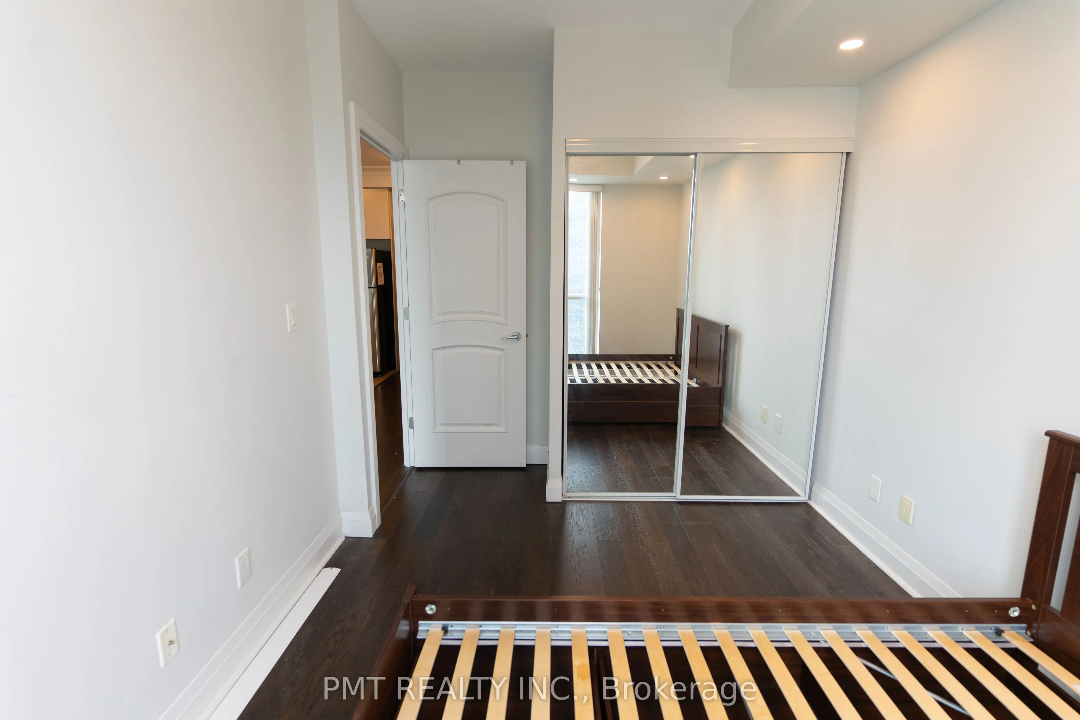 16 Harbour Street, #3904