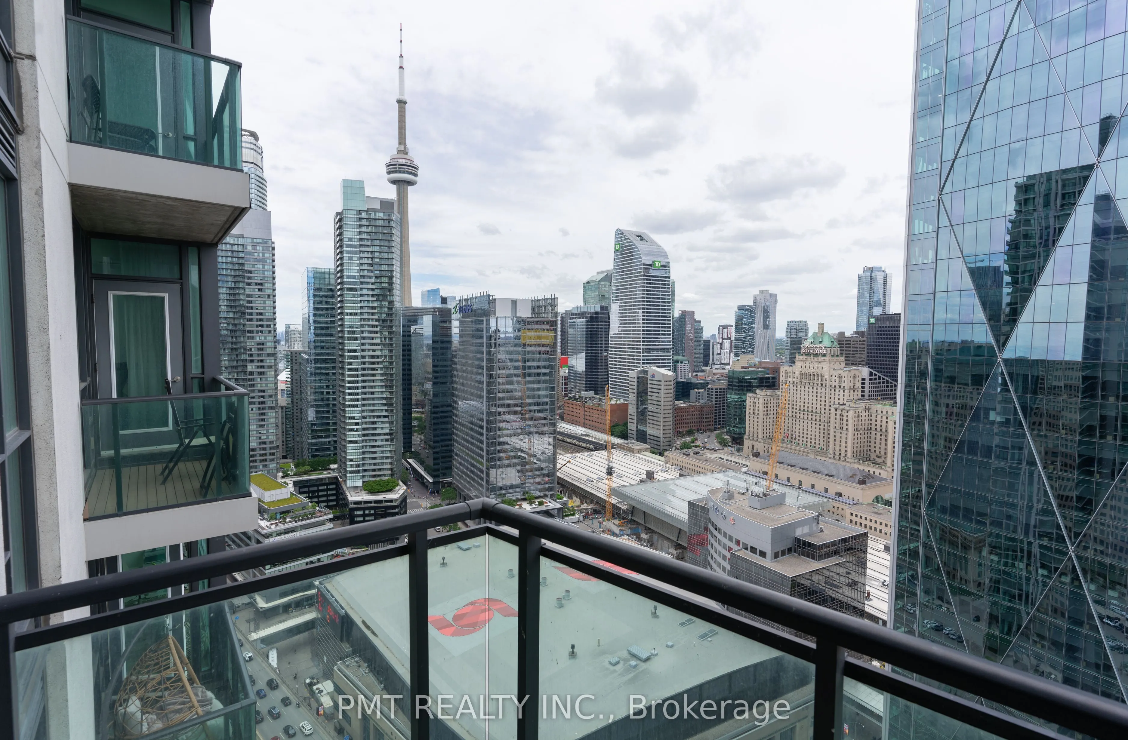 16 Harbour Street, #3904