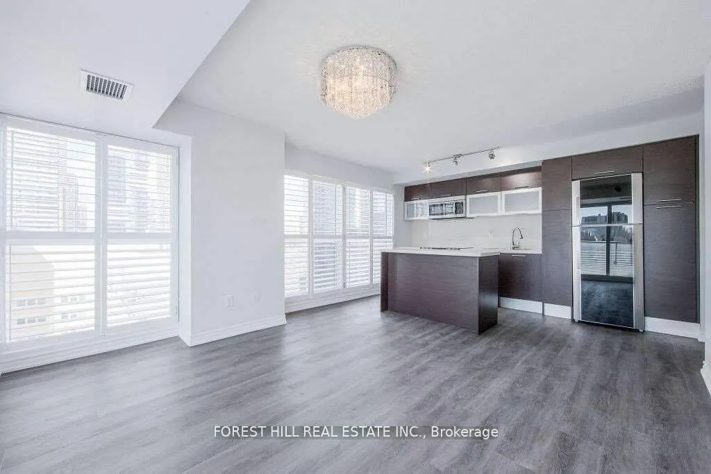 386 Yonge Street, #1615