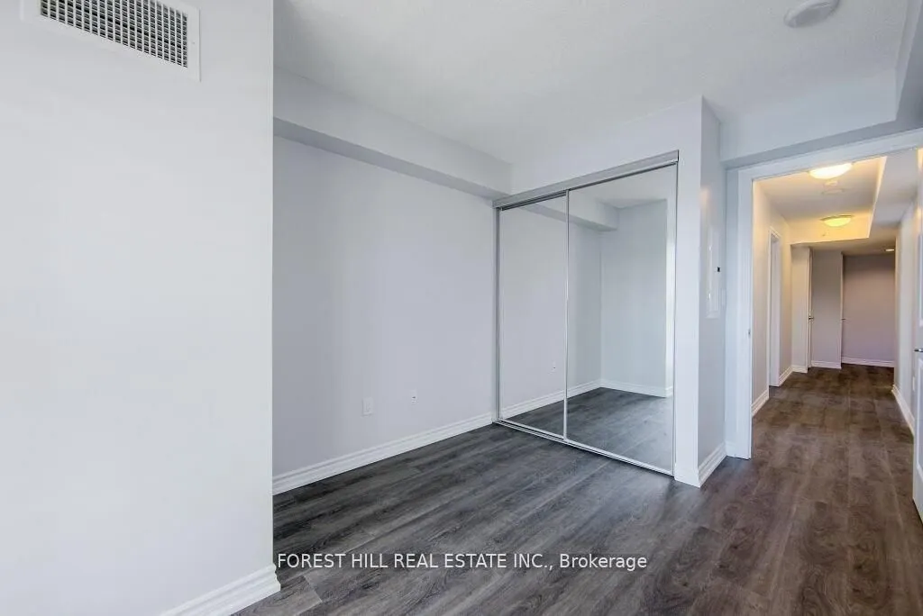 386 Yonge Street, #1615