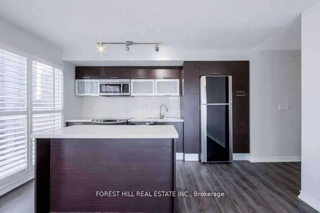 386 Yonge Street, #1615