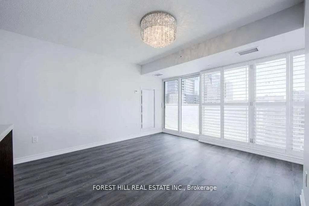 386 Yonge Street, #1615