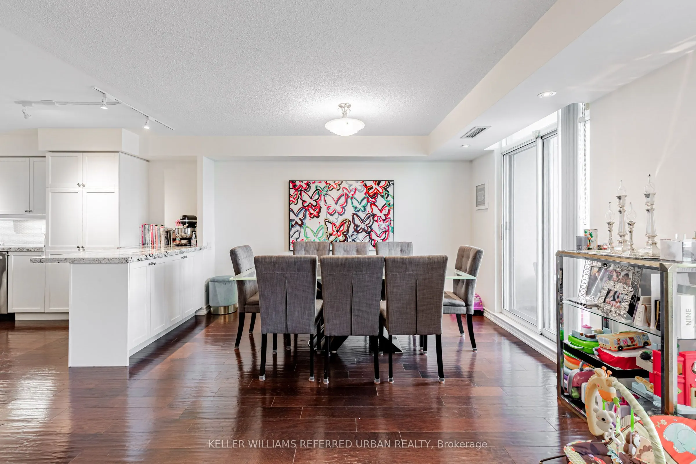 8 Covington Road, #1108