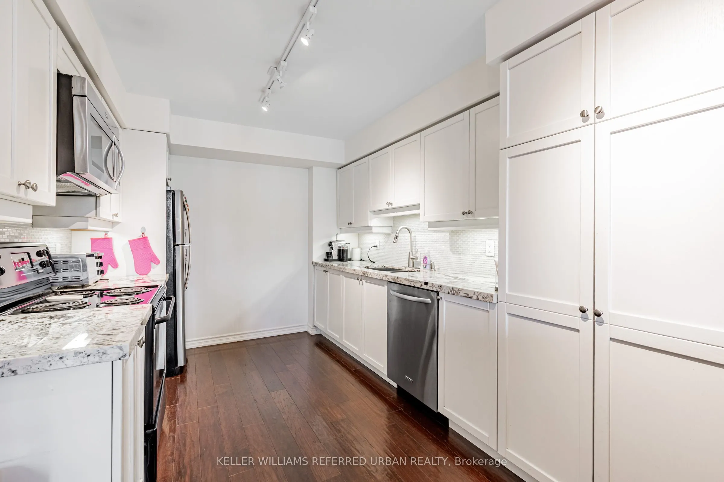 8 Covington Road, #1108