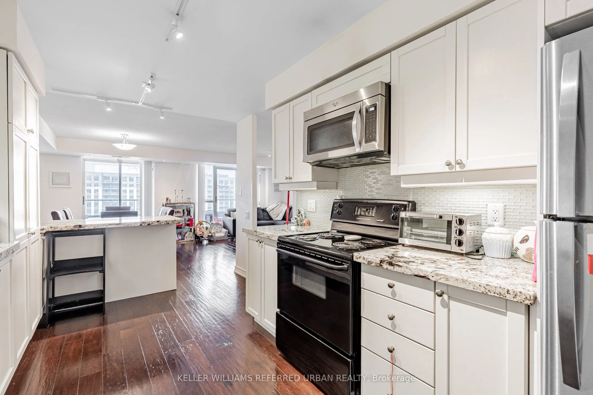 8 Covington Road, #1108