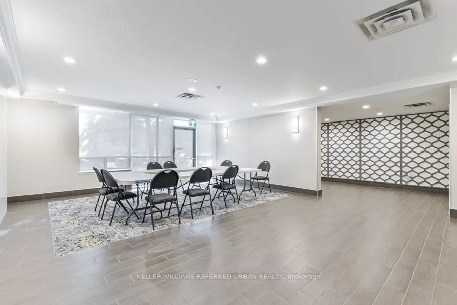 8 Covington Road, #1108