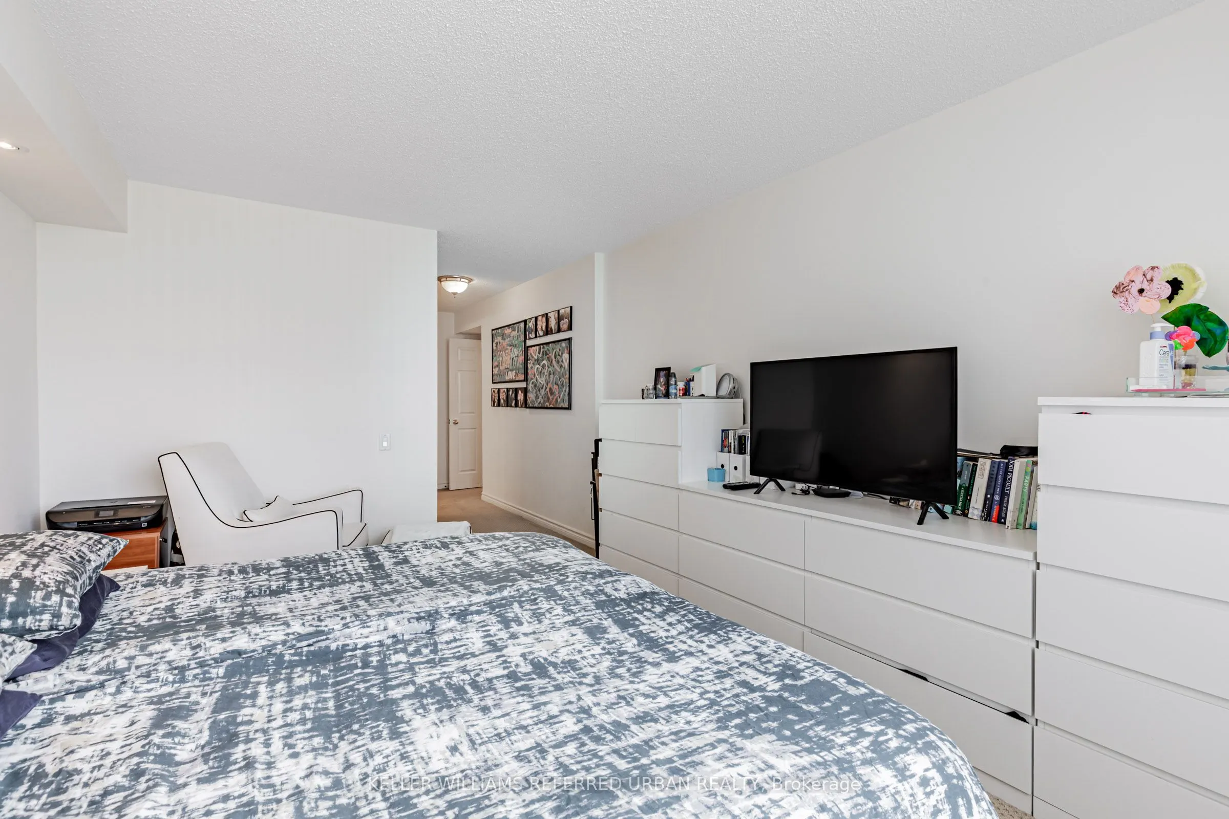 8 Covington Road, #1108