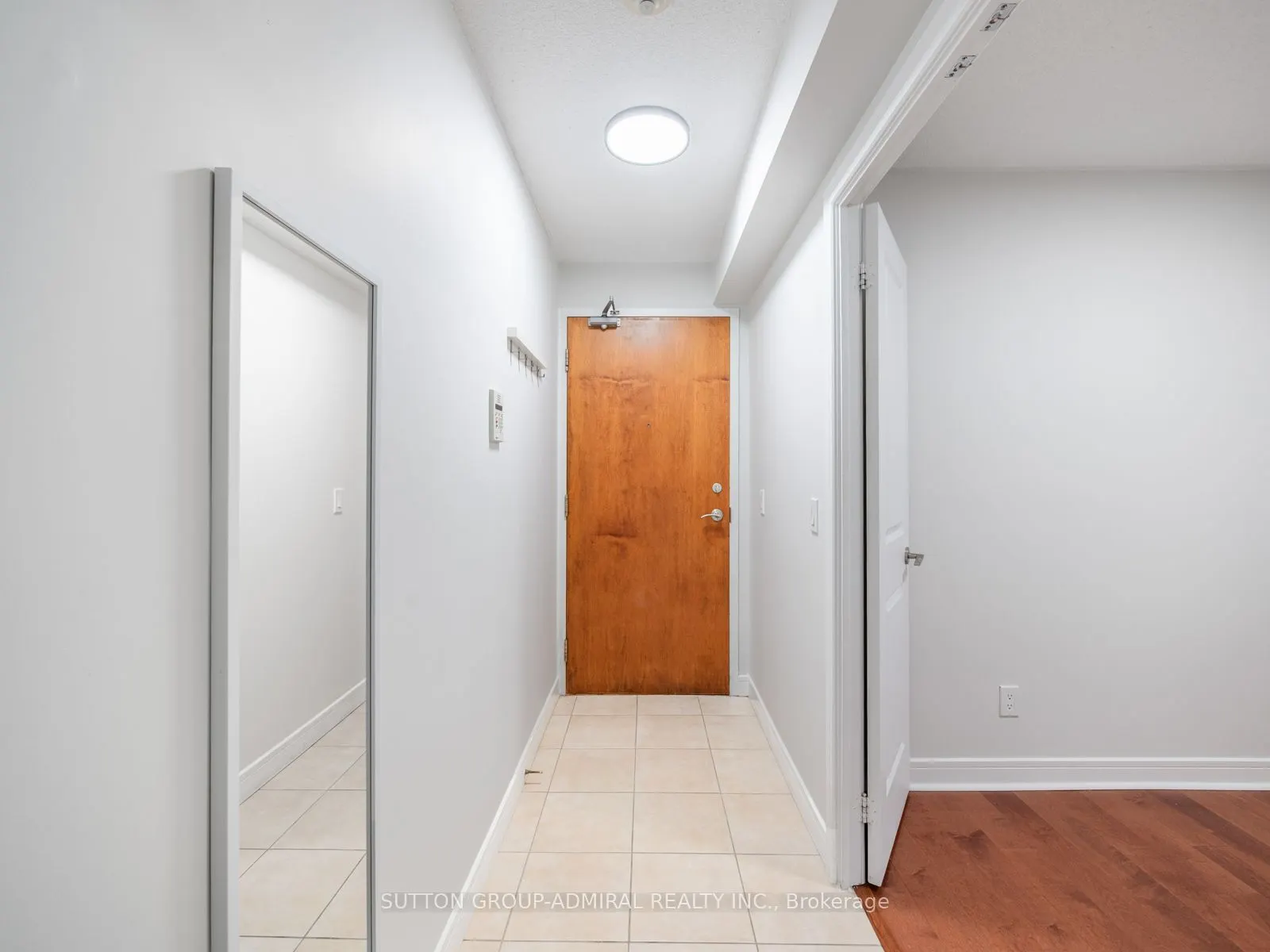 31 Bales Avenue, #1016
