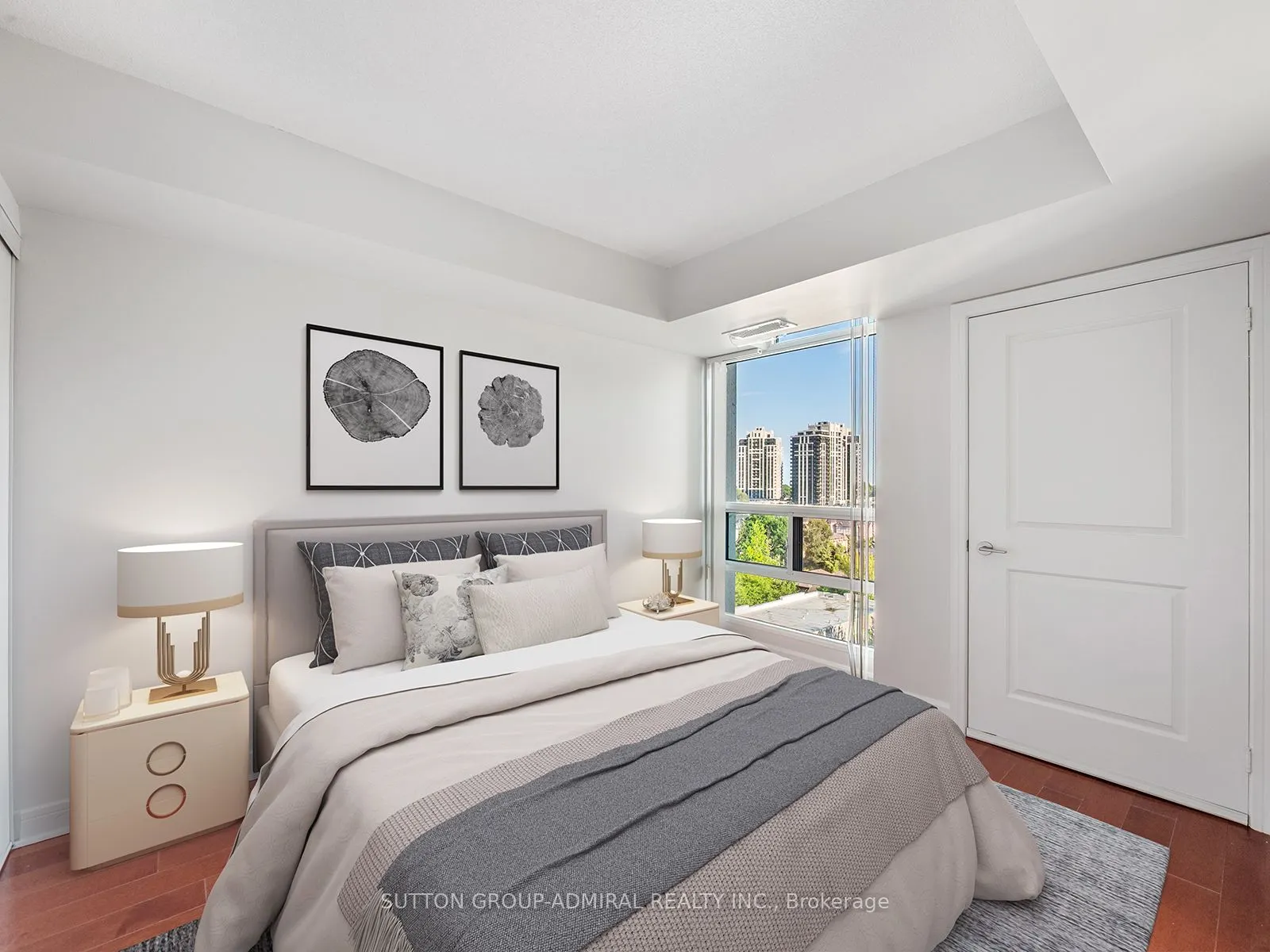 31 Bales Avenue, #1016