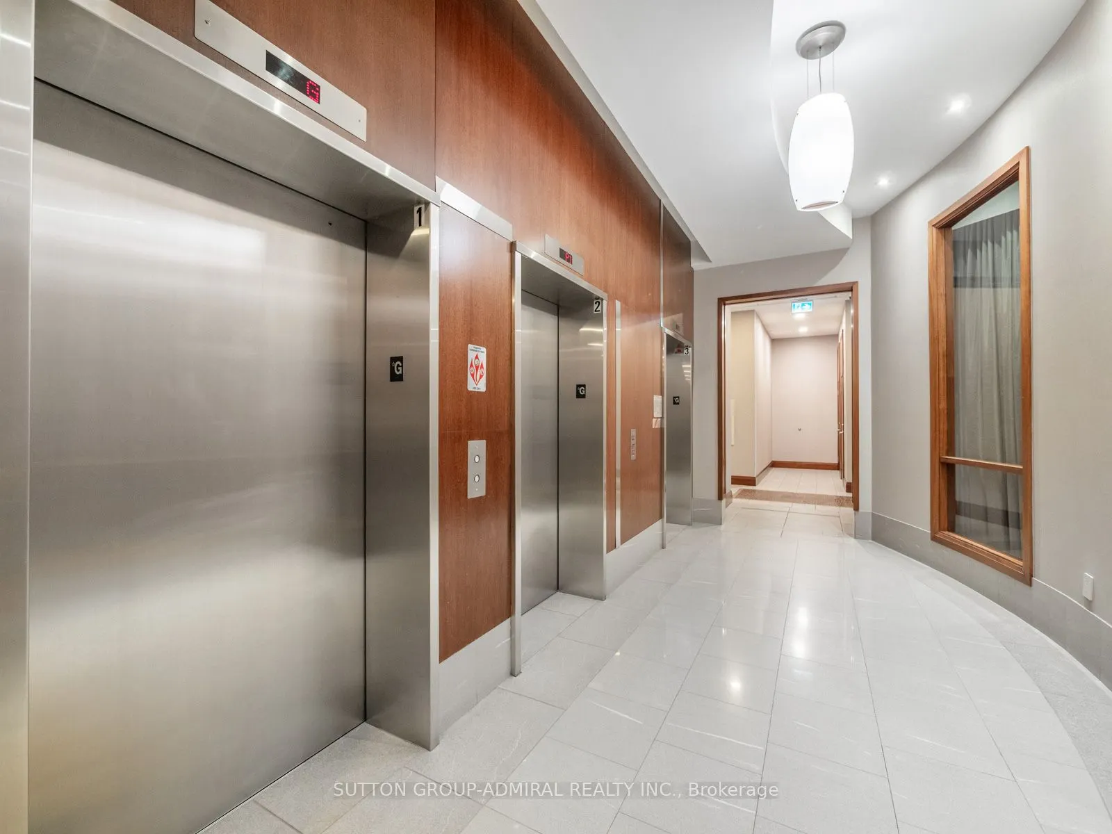 31 Bales Avenue, #1016