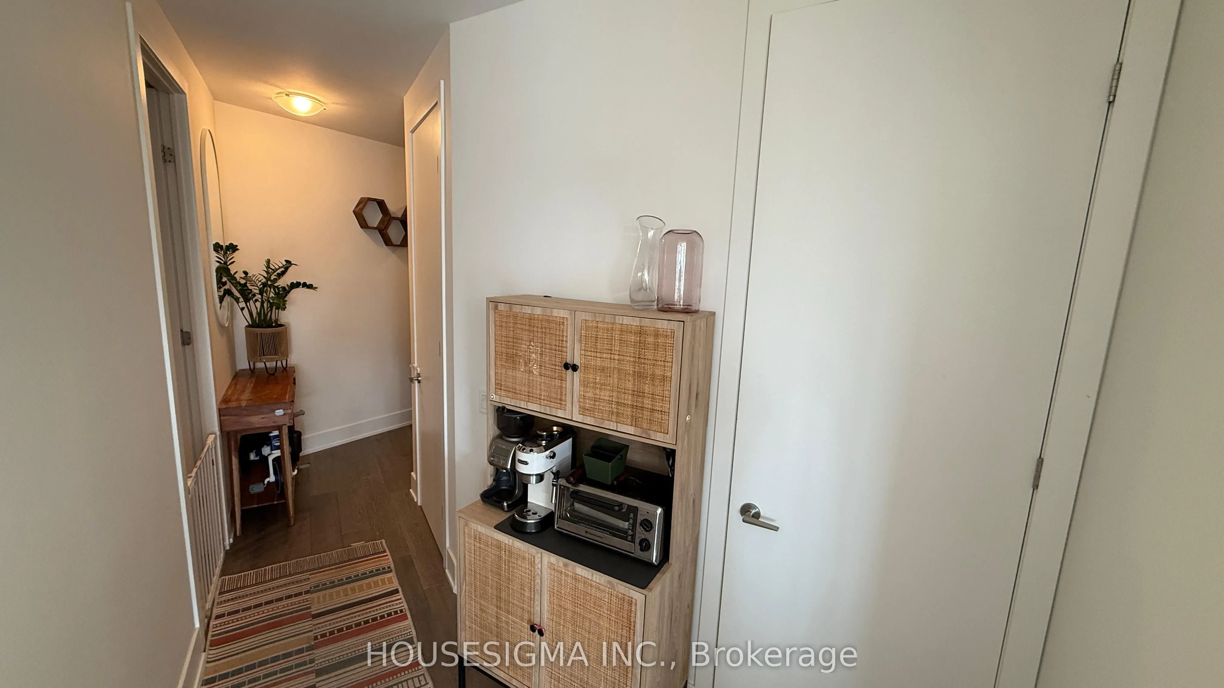 38 Iannuzzi Street, #LPH#4