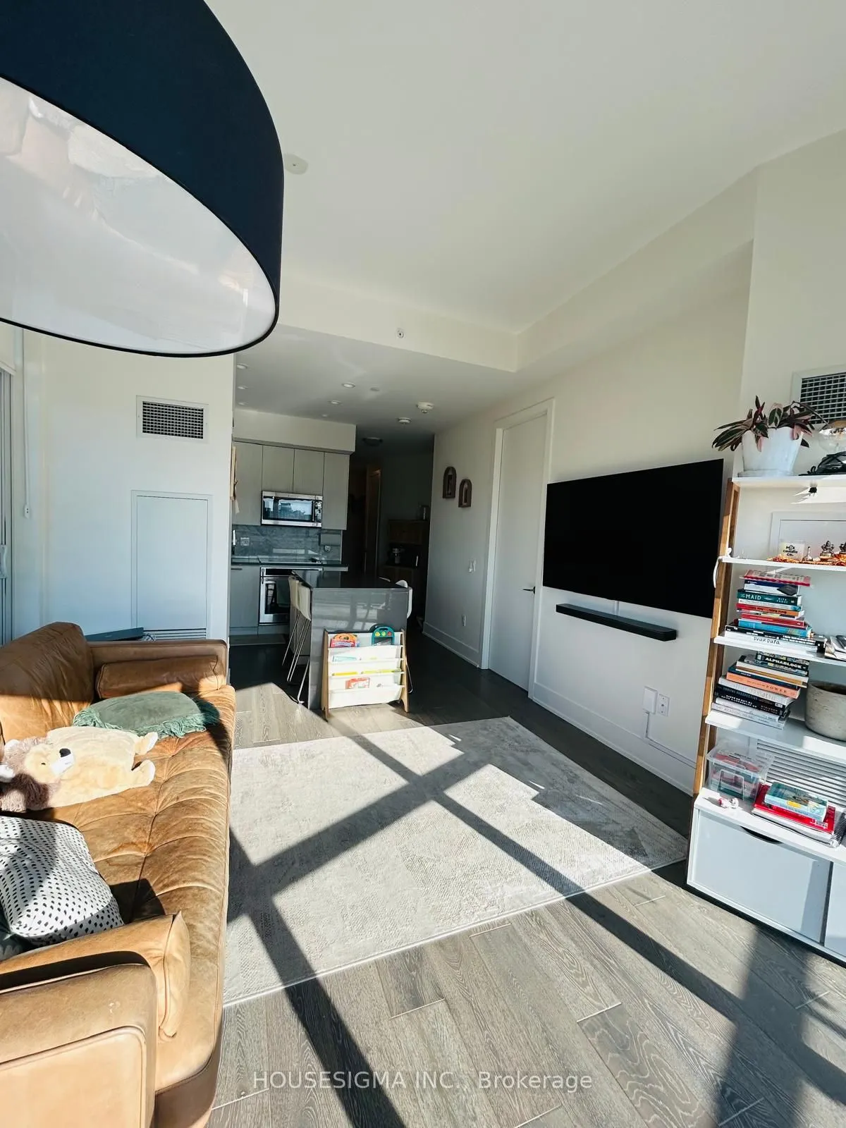 38 Iannuzzi Street, #LPH#4