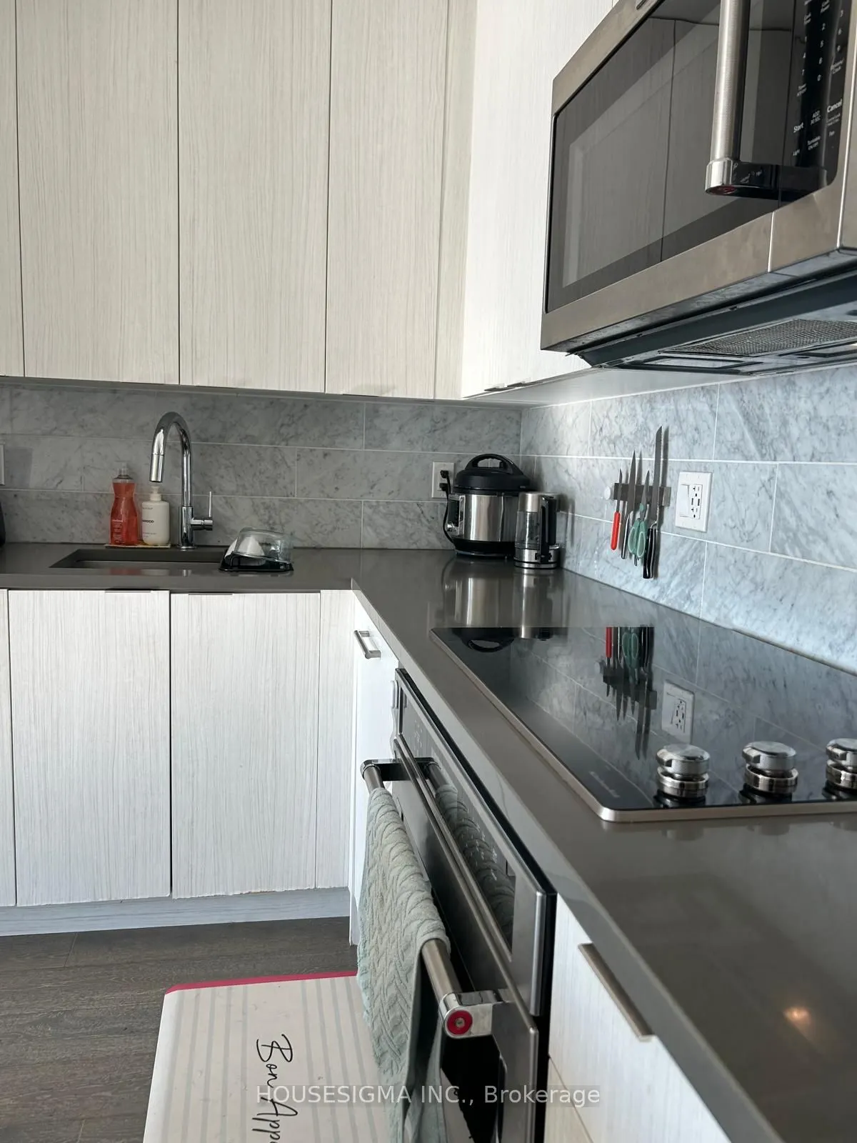 38 Iannuzzi Street, #LPH#4