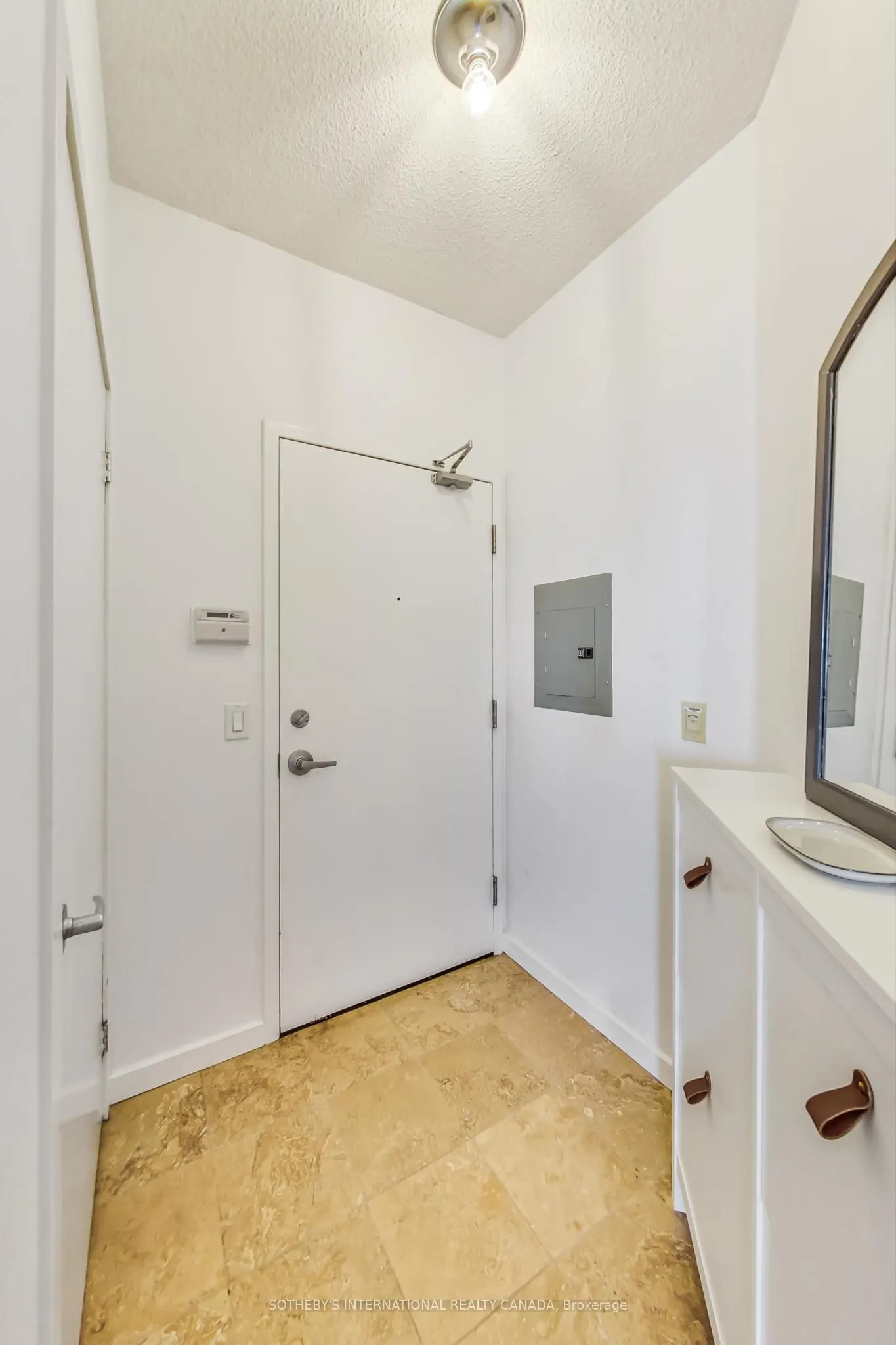 208 Queens Quay W, #2308