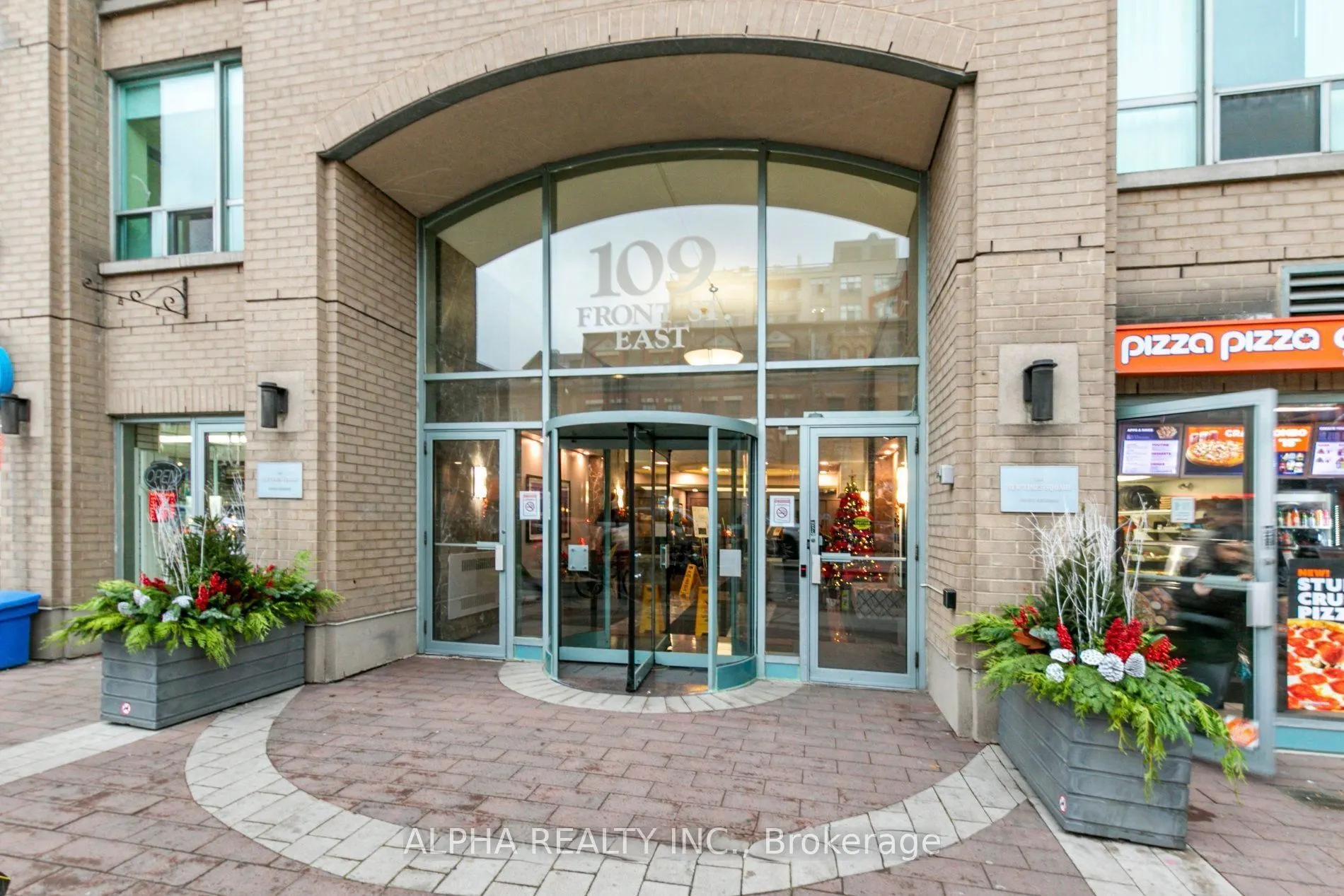109 Front Street E, #909