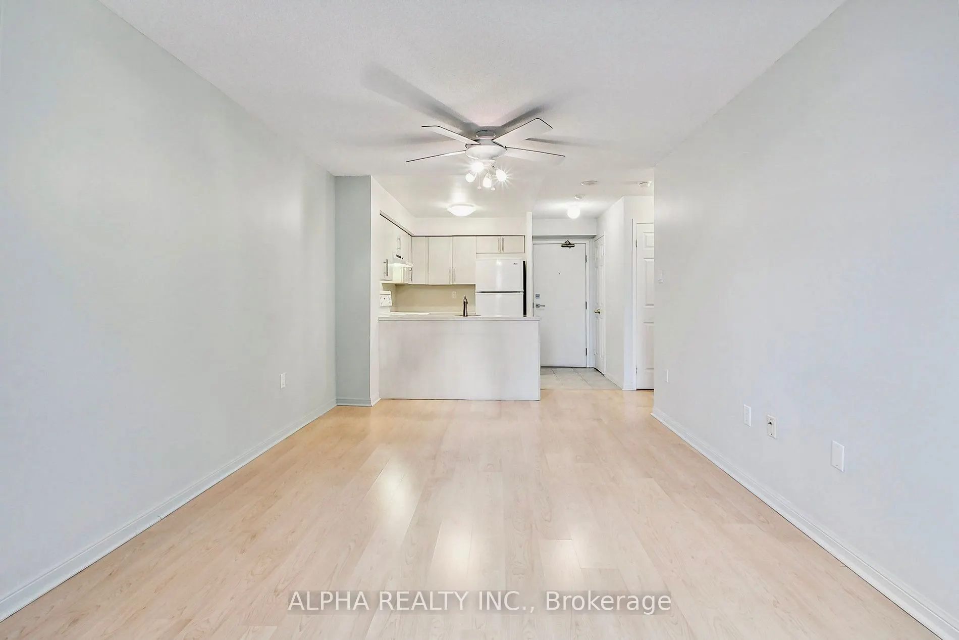 109 Front Street E, #909