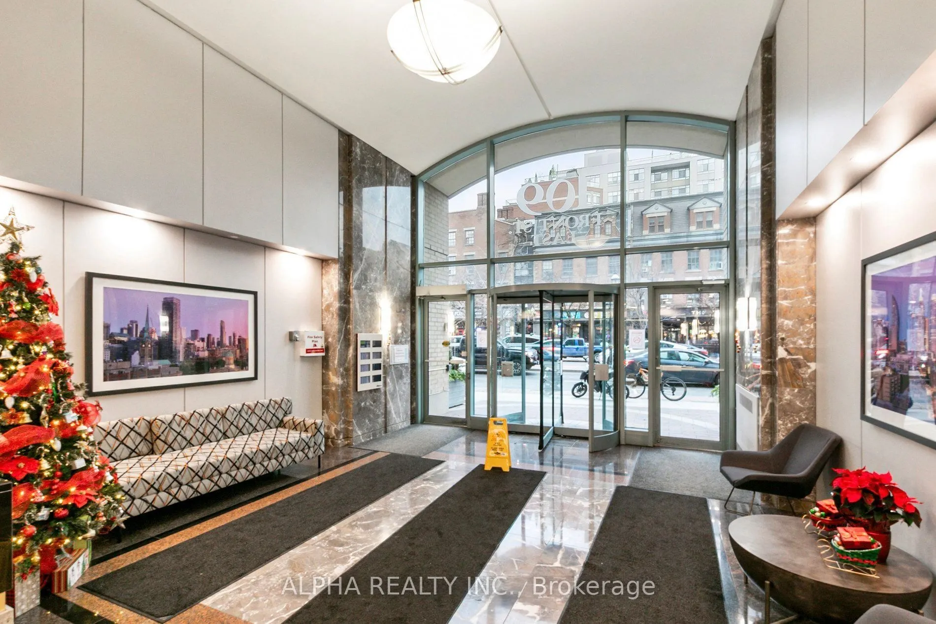 109 Front Street E, #909