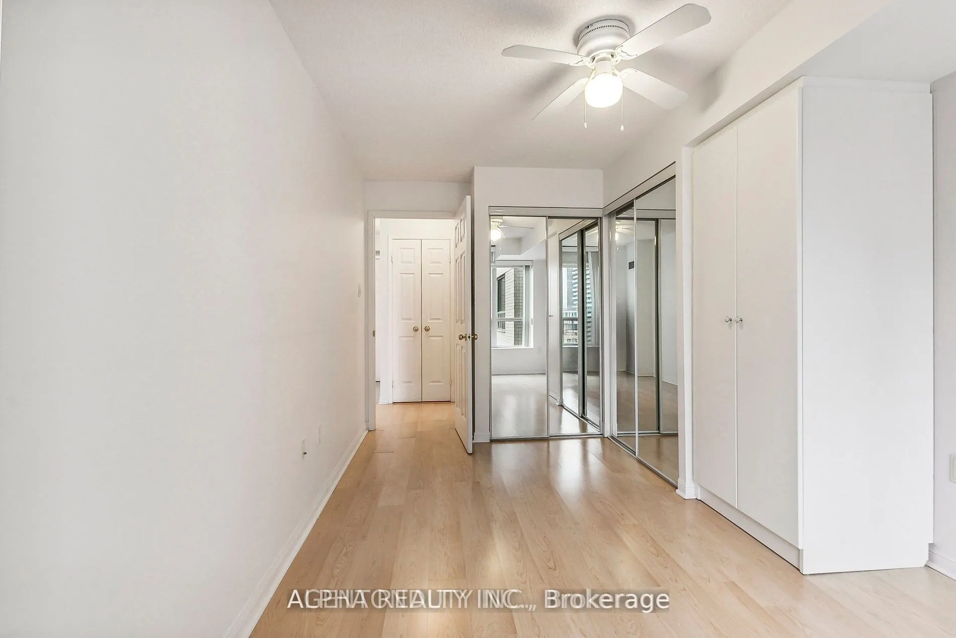109 Front Street E, #909