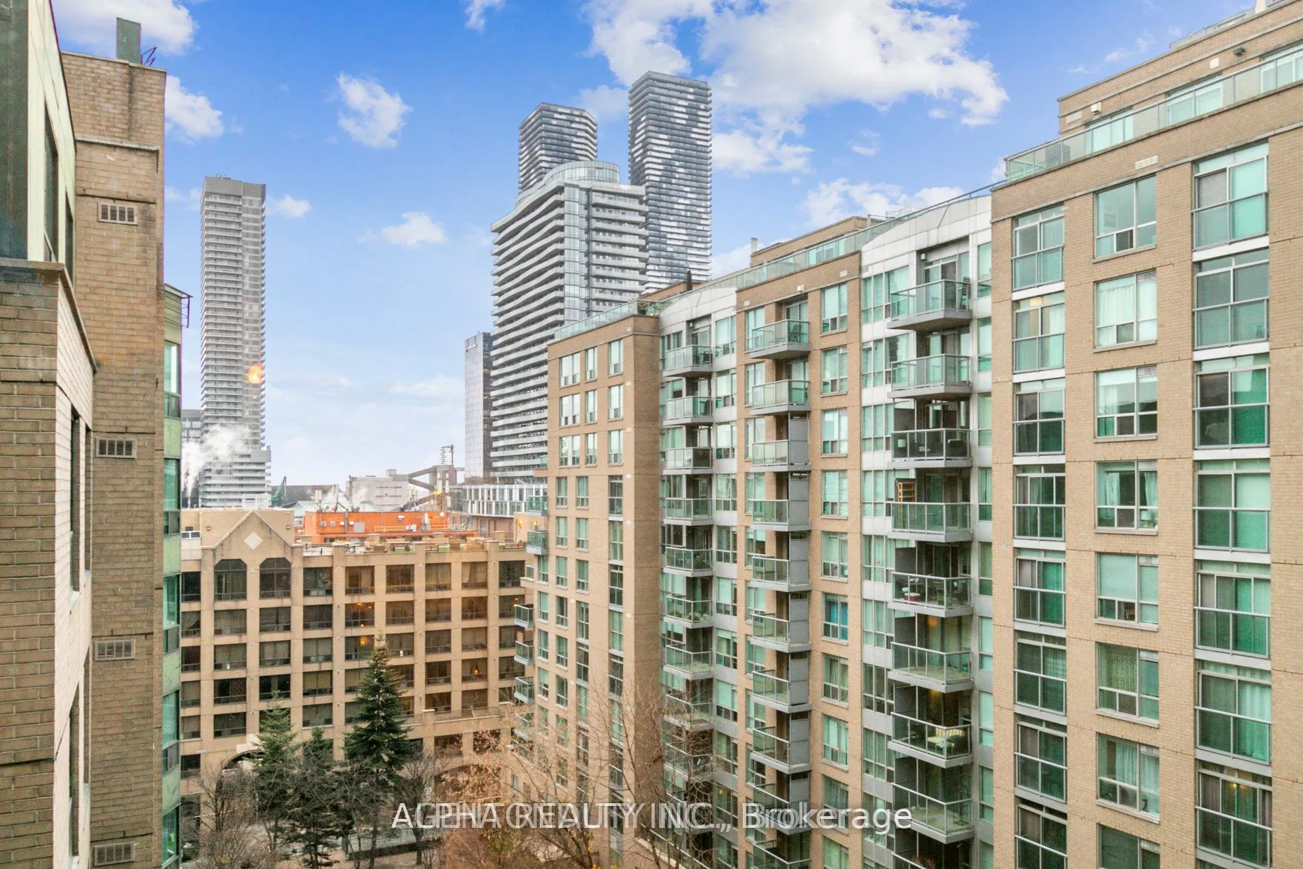 109 Front Street E, #909