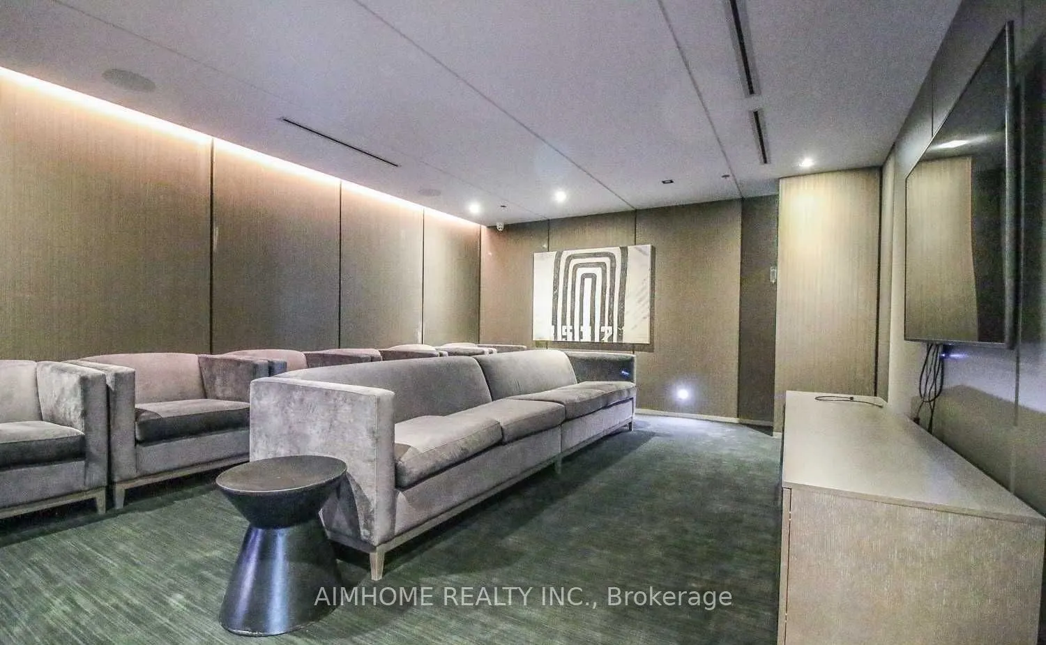 89 Mcgill Street, #2611