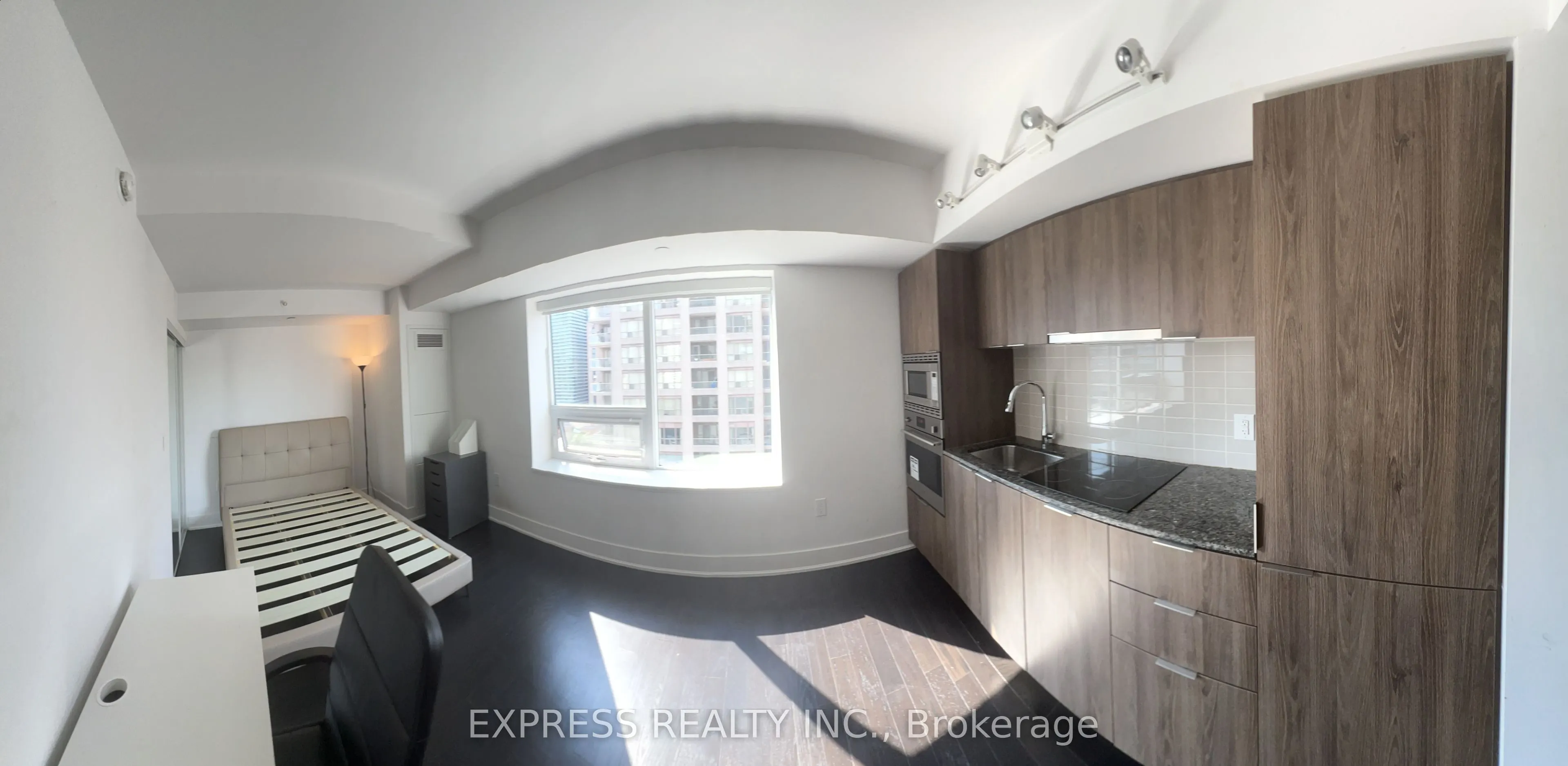 955 Bay Street, #1606