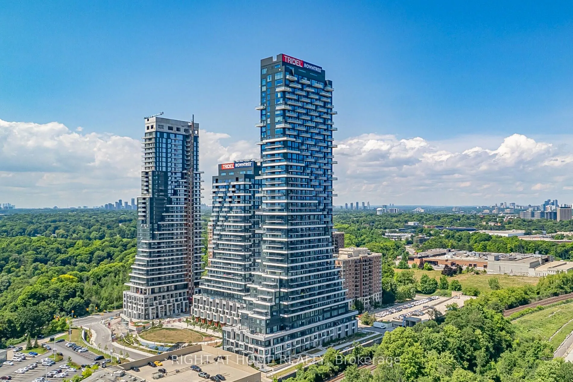 30 Inn On The Park Drive, #3101