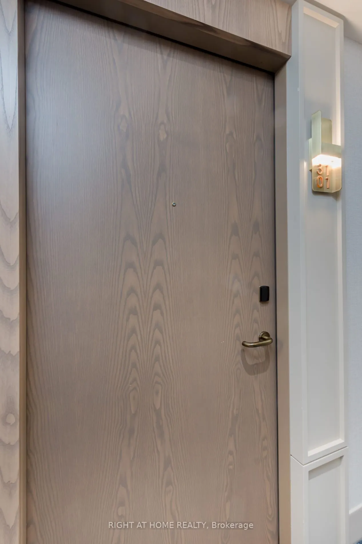 30 Inn On The Park Drive, #3101