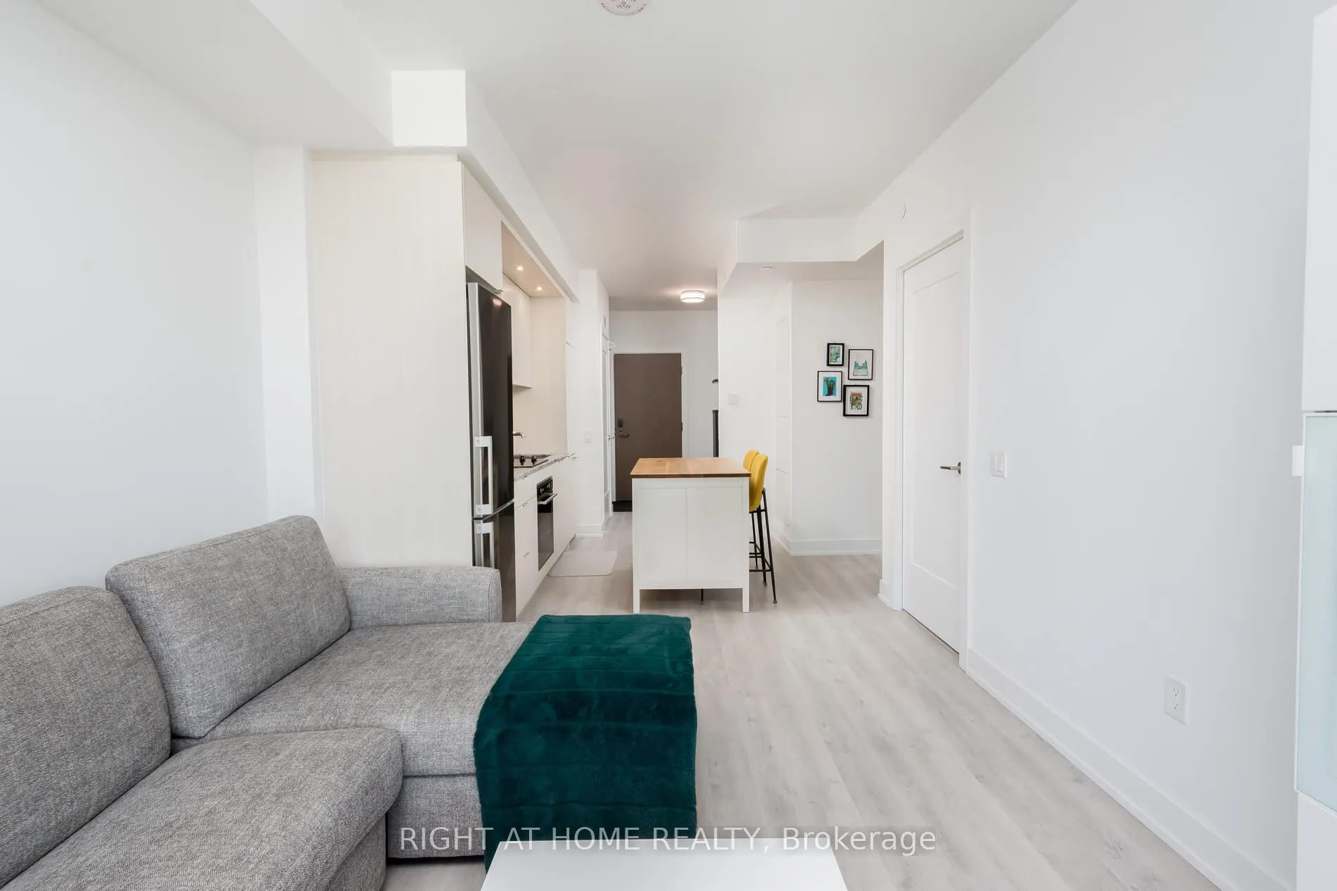 30 Inn On The Park Drive, #3101