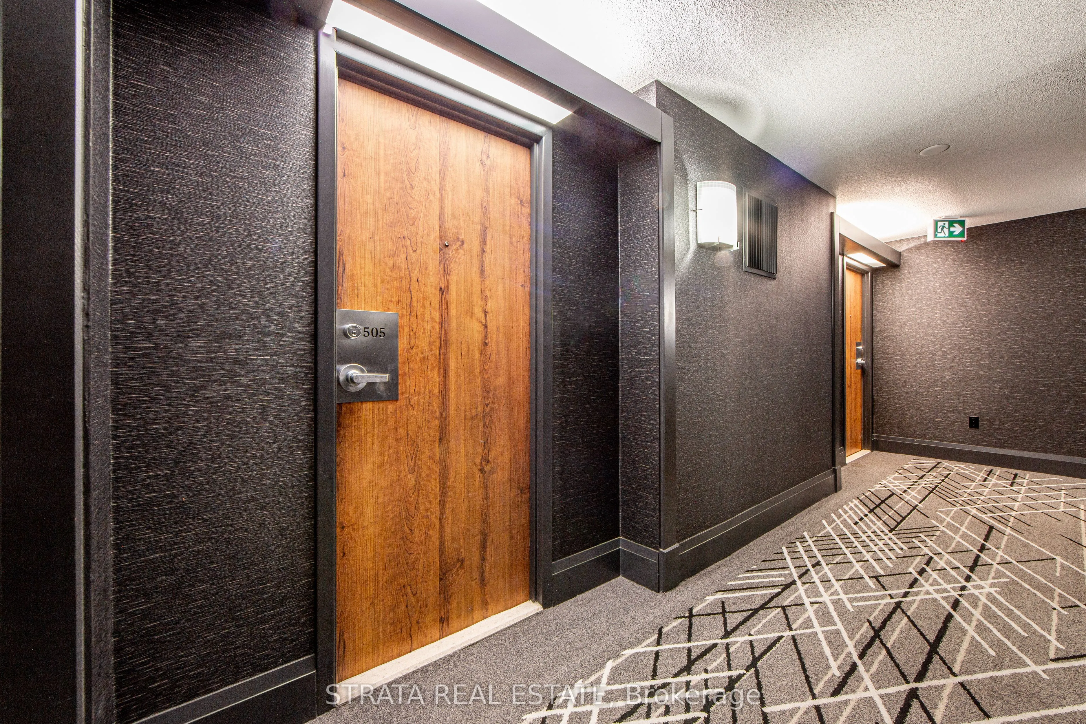 705 King Street W, #505