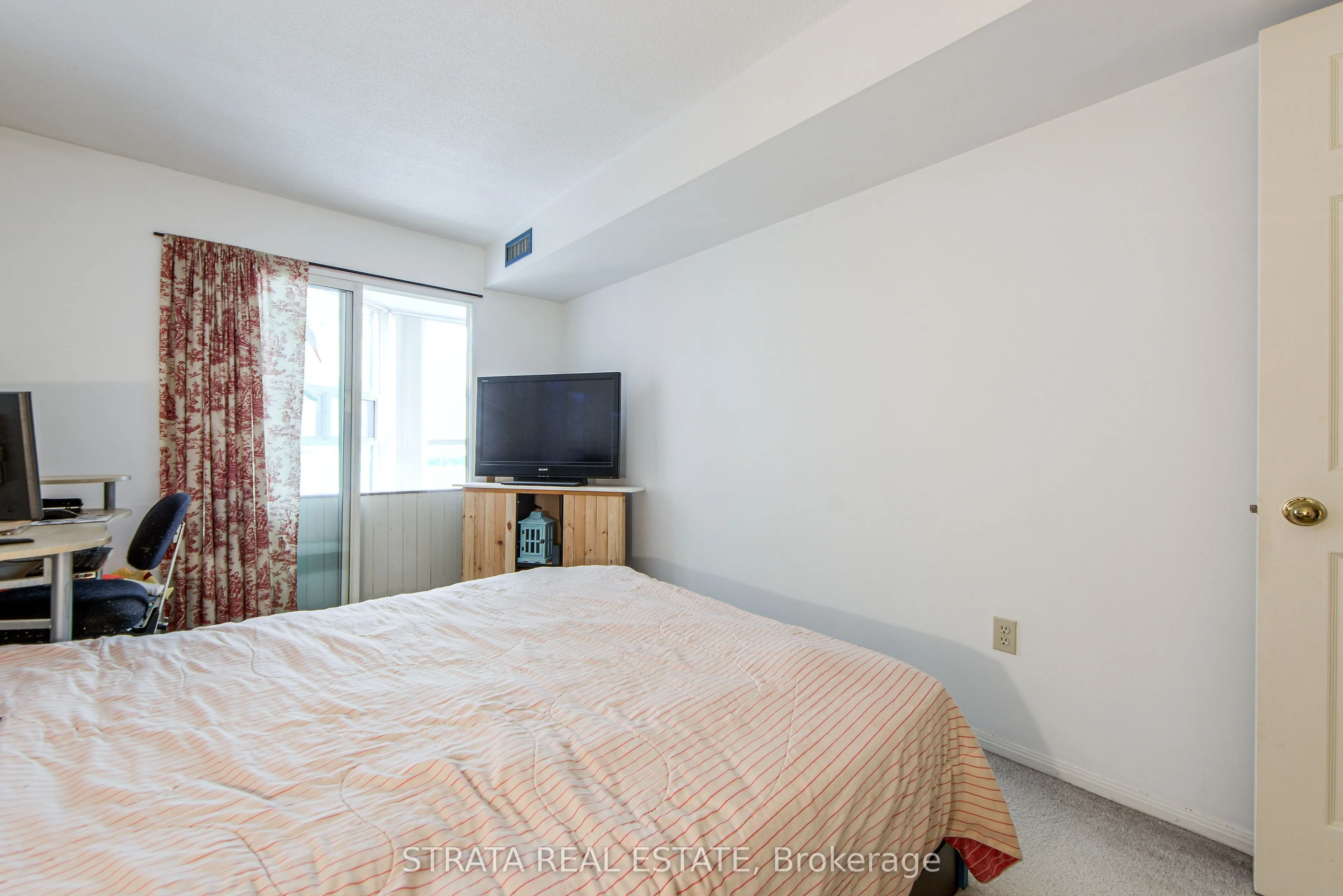 705 King Street W, #505