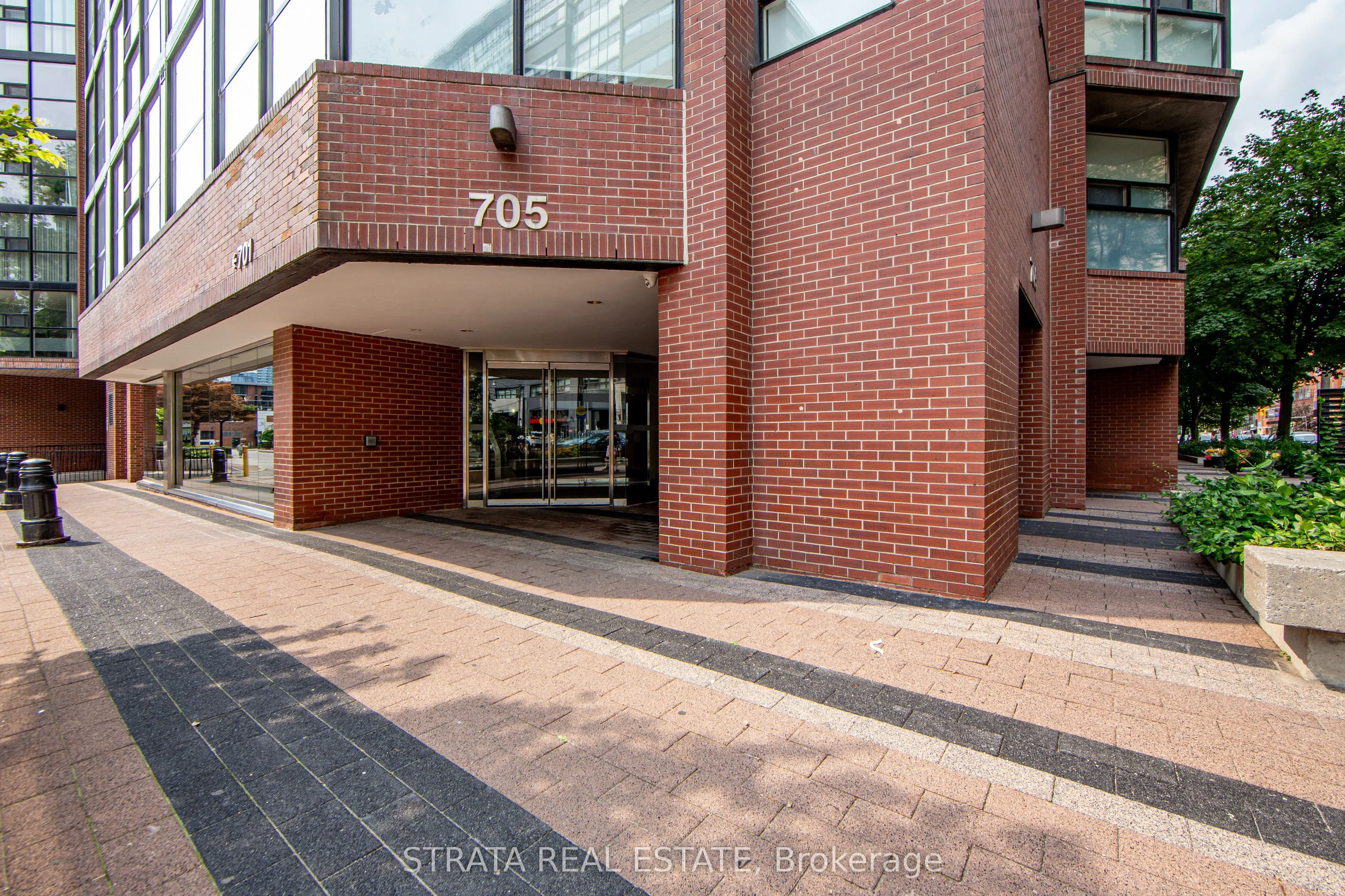 705 King Street W, #505
