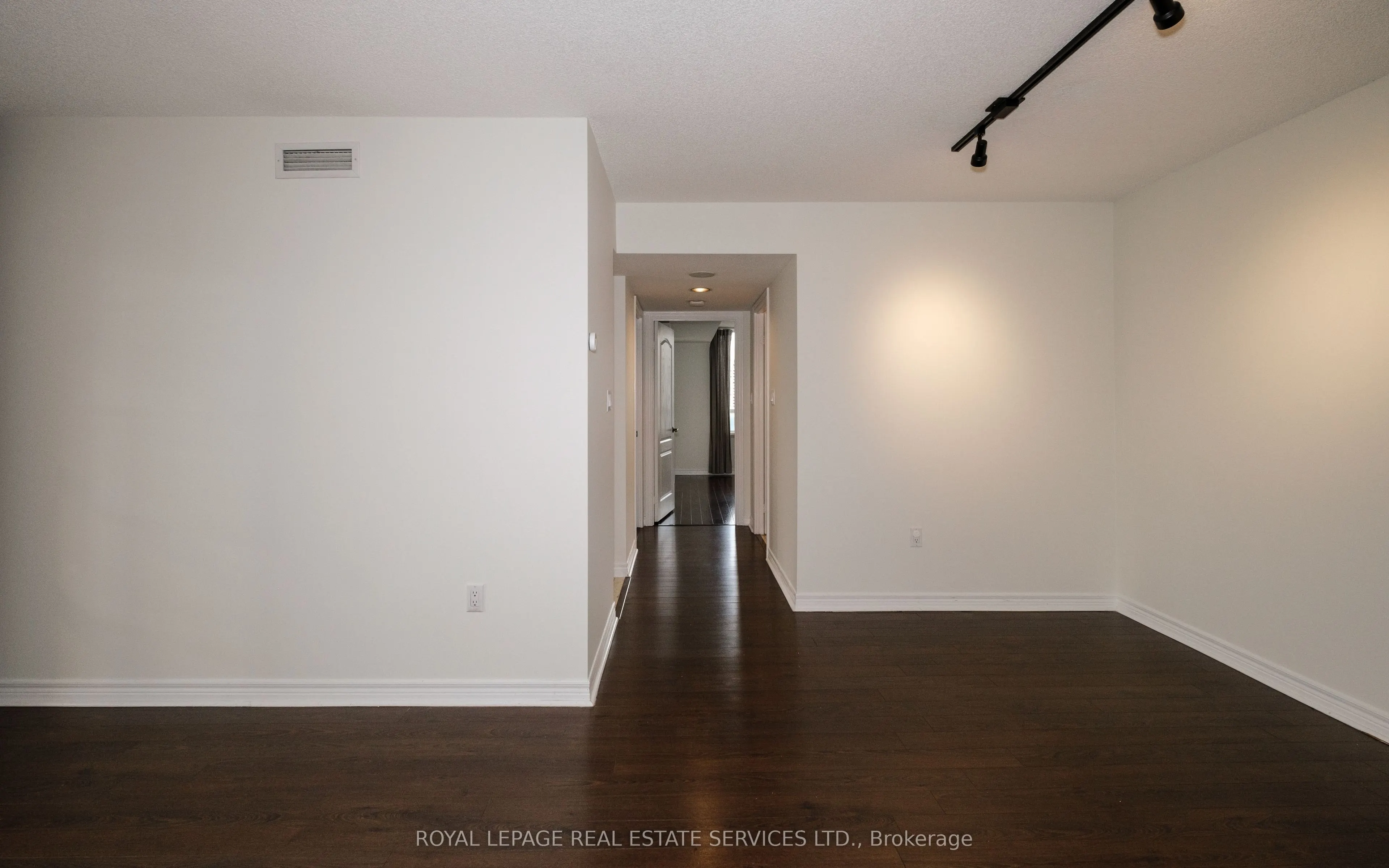 88 Grandview Way, #812