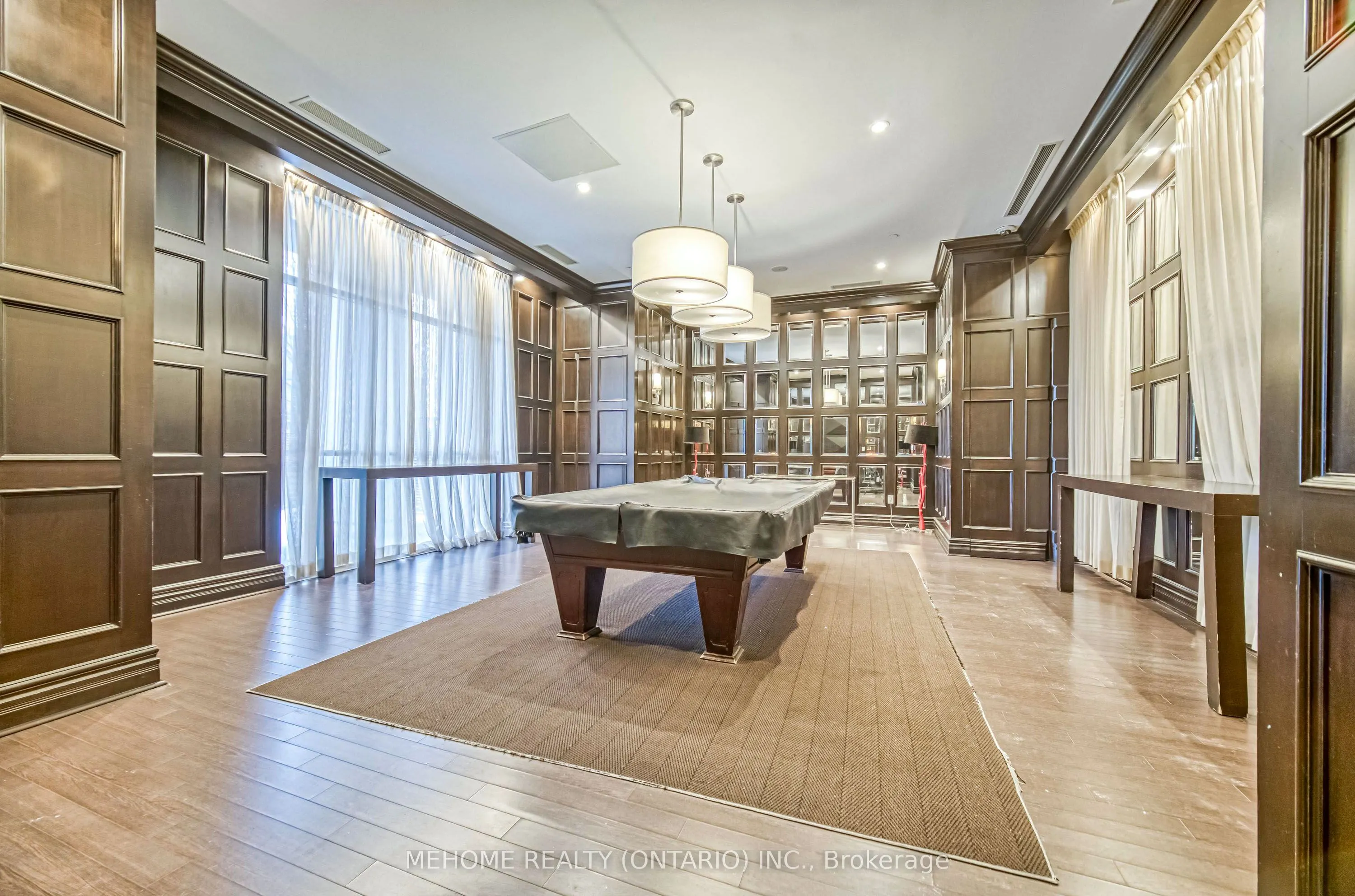 25 Greenview Avenue, #1025