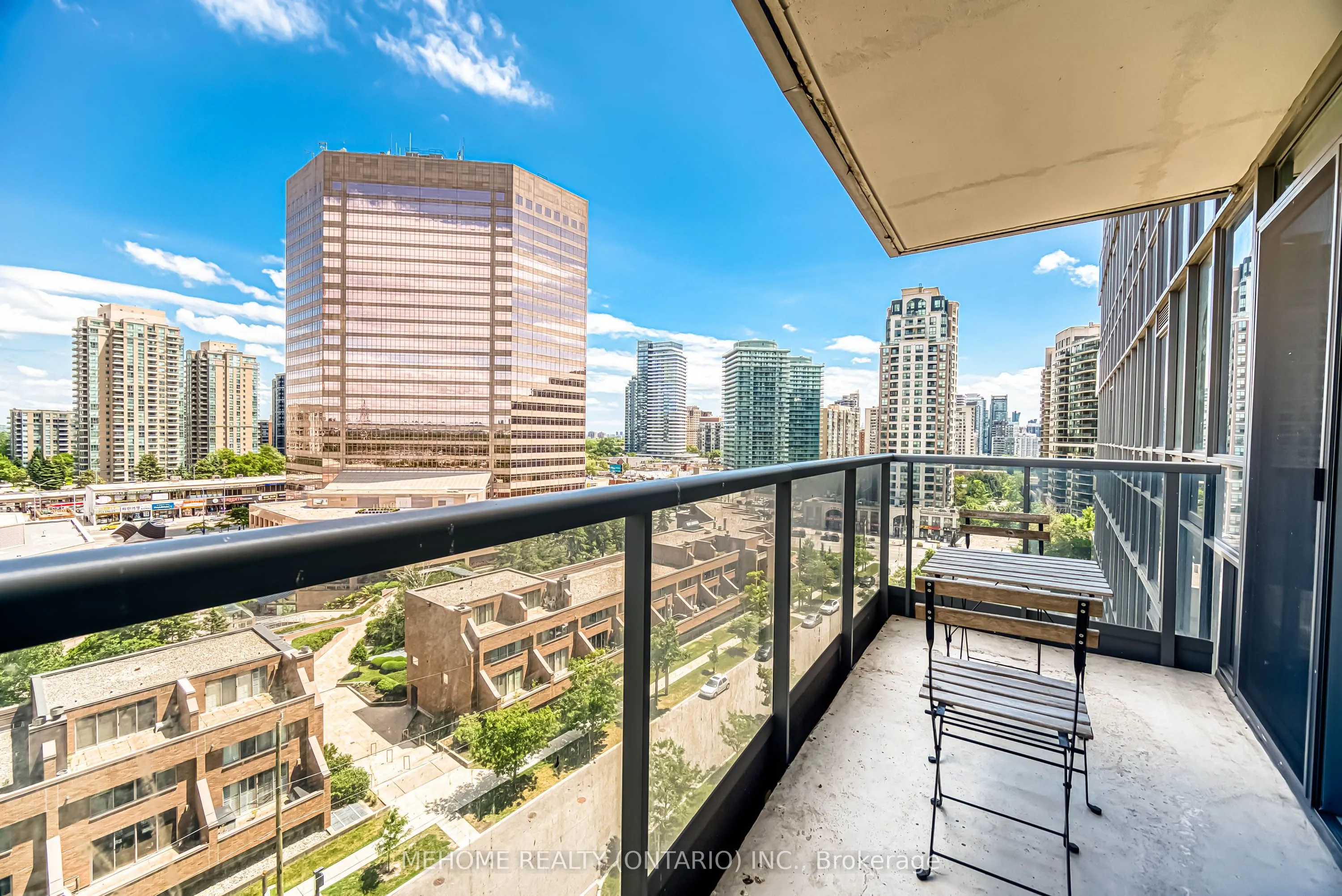 25 Greenview Avenue, #1025