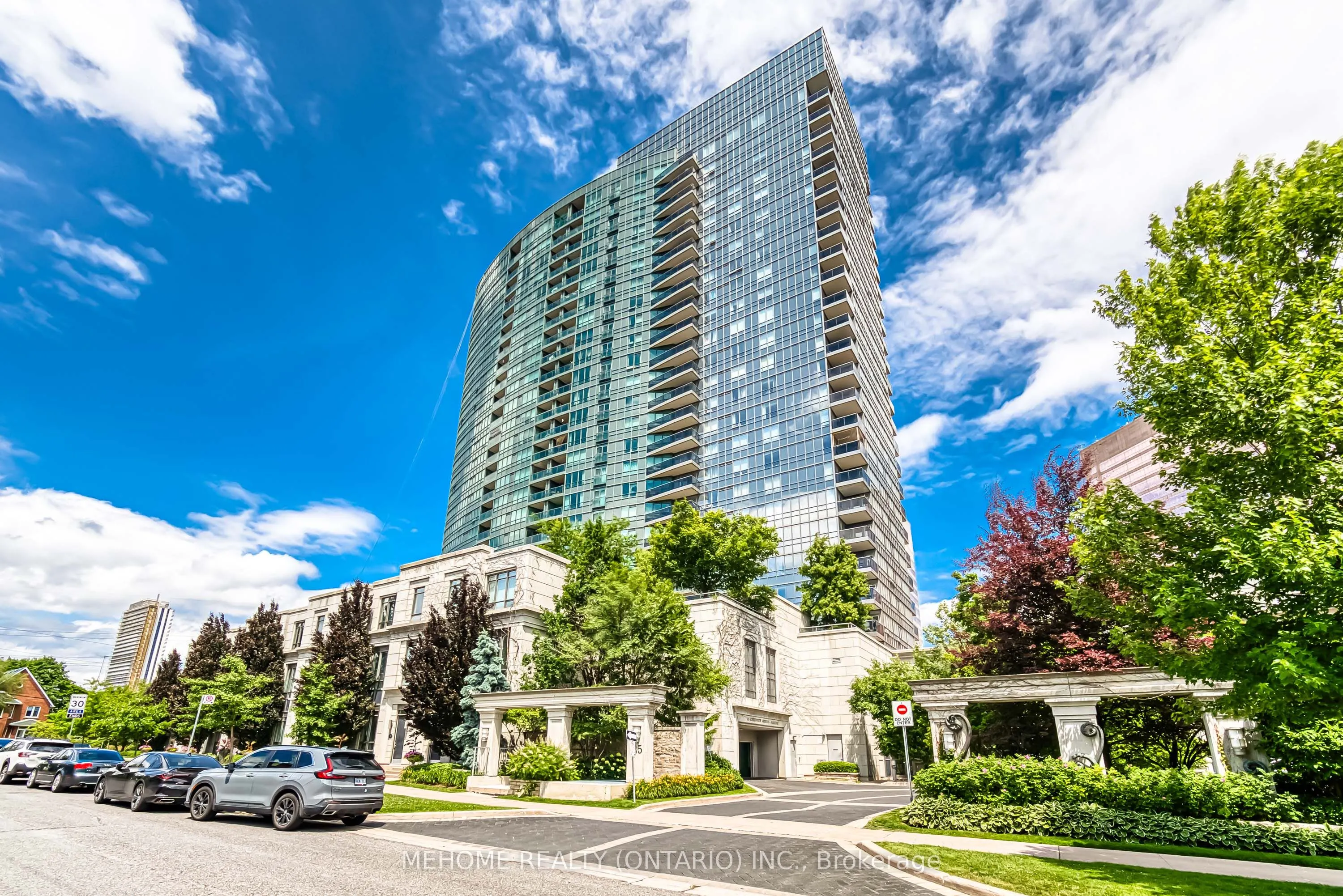 25 Greenview Avenue, #1025
